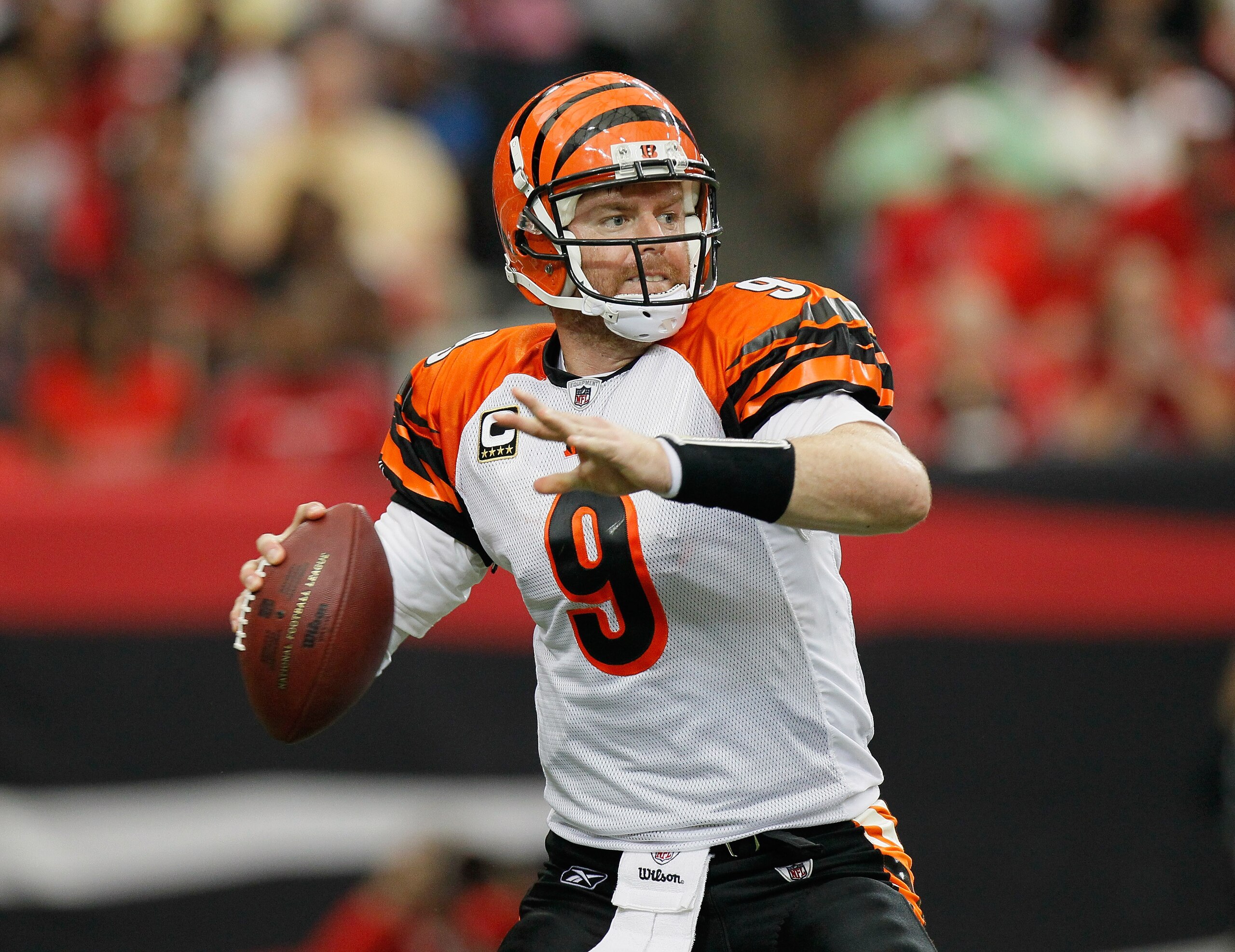 ATLANTA - OCTOBER 24:  Quarterback Carson Palmer #9 of the Cincinnati Bengals against the Atlanta Falcons at Georgia Dome on October 24, 2010 in Atlanta, Georgia.  (Photo by Kevin C. Cox/Getty Images)