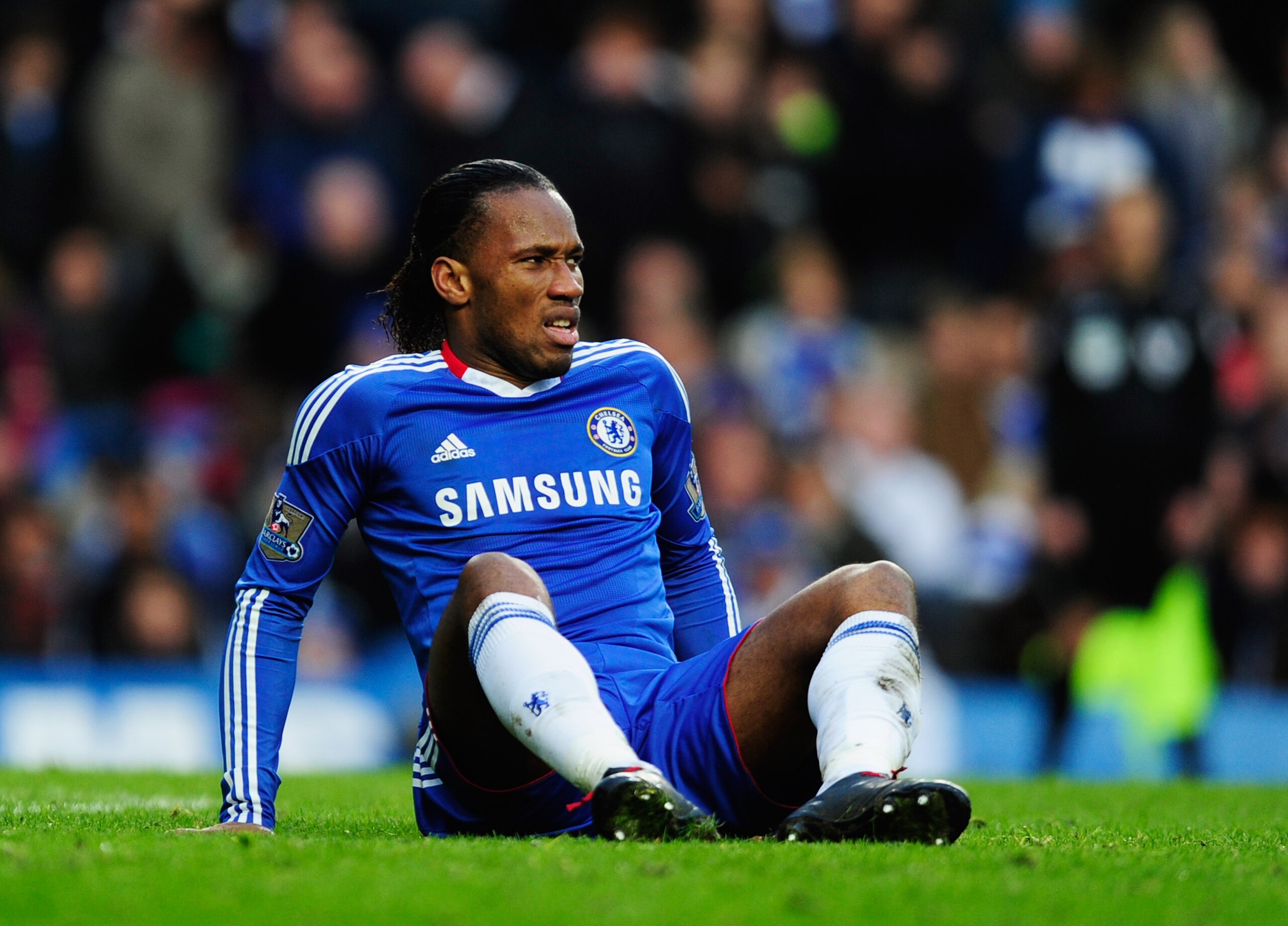 LONDON, ENGLAND - JANUARY 02:  Didier Drogba of Chelsea looks on during the Barclays Premier League match between Chelsea and Aston Villa at Stamford Bridge on January 2, 2011 in London, England.  (Photo by Jamie McDonald/Getty Images)