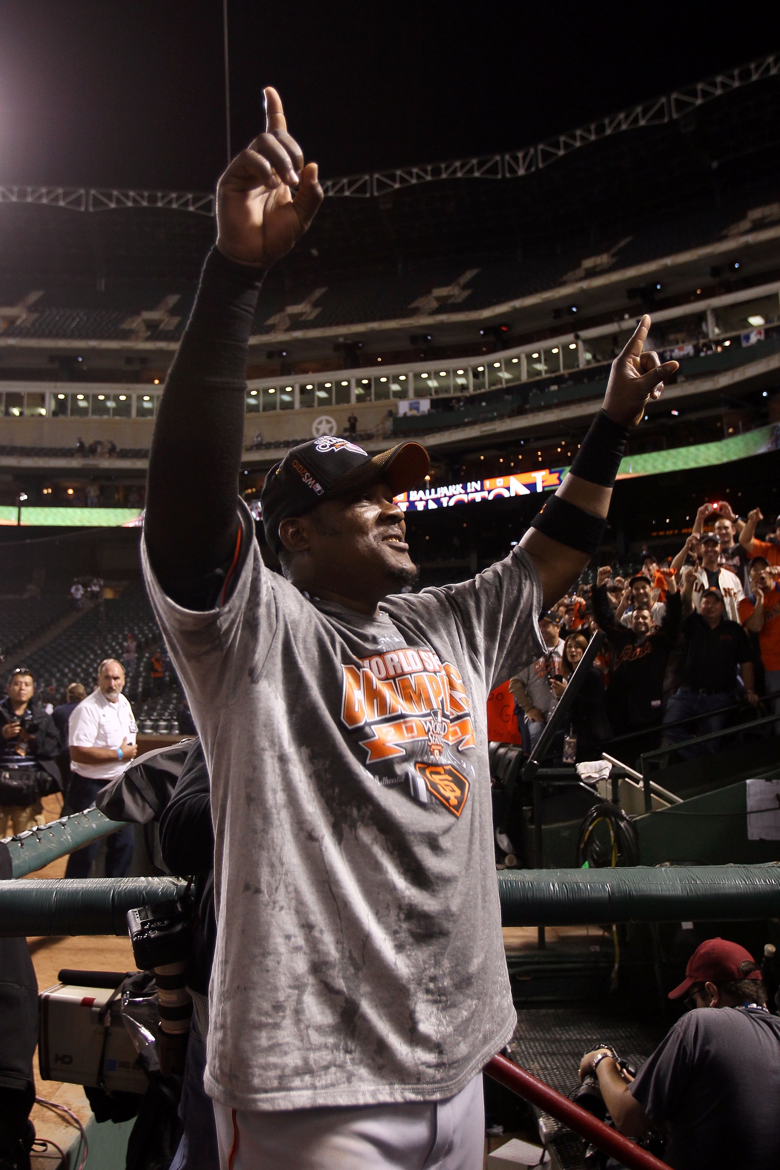 ARLINGTON, TX - NOVEMBER 01: Juan Uribe #5 of the San Francisco Giants celebrates after the Giants won 3-1 against the Texas Rangers in Game Five of the 2010 MLB World Series at Rangers Ballpark in Arlington on November 1, 2010 in Arlington, Texas. (Pho ARLINGTON, TX - NOVEMBER 01: Juan Uribe #5 of the San Francisco Giants celebrates after the Giants won 3-1 against the Texas Rangers in Game Five of the 2010 MLB World Series at Rangers Ballpark in Arlington on November 1, 2010 in Arlington, Texas. (Pho