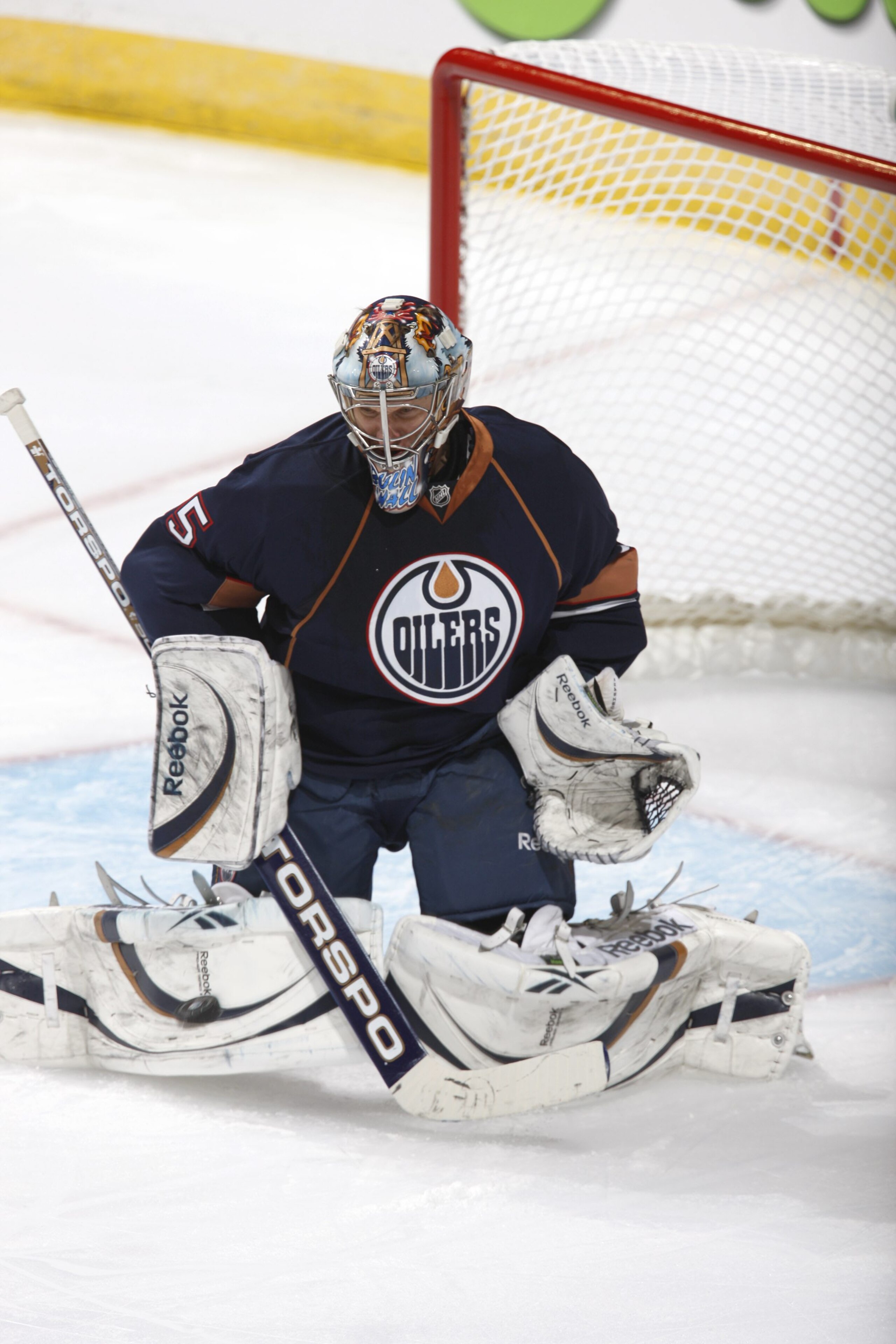 EDMONTON, CANADA - JANUARY 18: Nikolai Khabibulin #35 of the Edmonton Oilers defends the goal against the Minnesota Wild on January 18, 2011 at Rexall Place in Edmonton, Alberta, Canada. (Photo by Dale MacMillan/Getty Images)