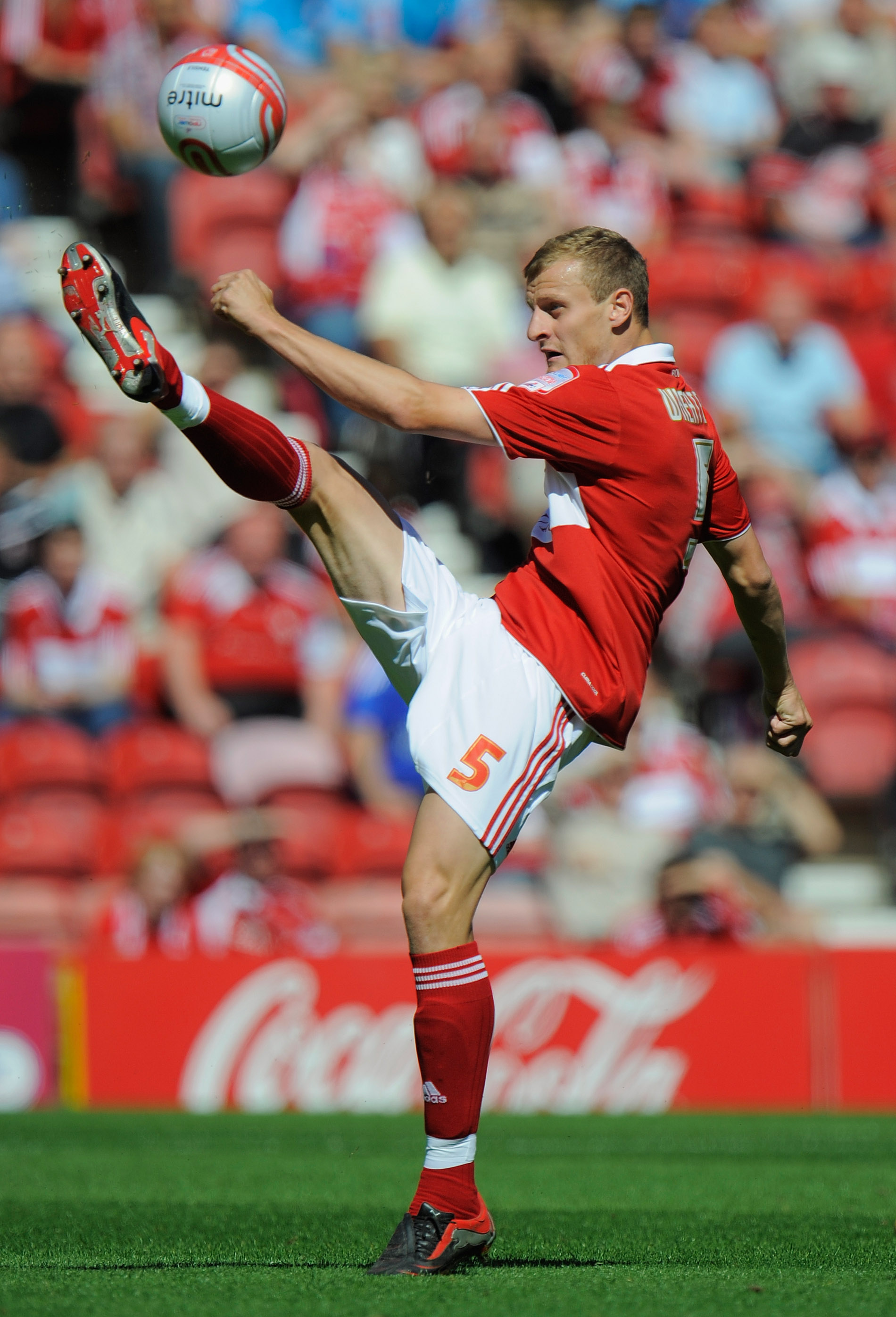 MIDDLESBROUGH, ENGLAND - AUGUST 22: David Wheater of Middlesbrough in action during the npower Championship match between Middlesbrough and Sheffield United at the Riverside Stadium on August 22, 2010 in Middlesbrough, England.  (Photo by Michael Regan/Ge