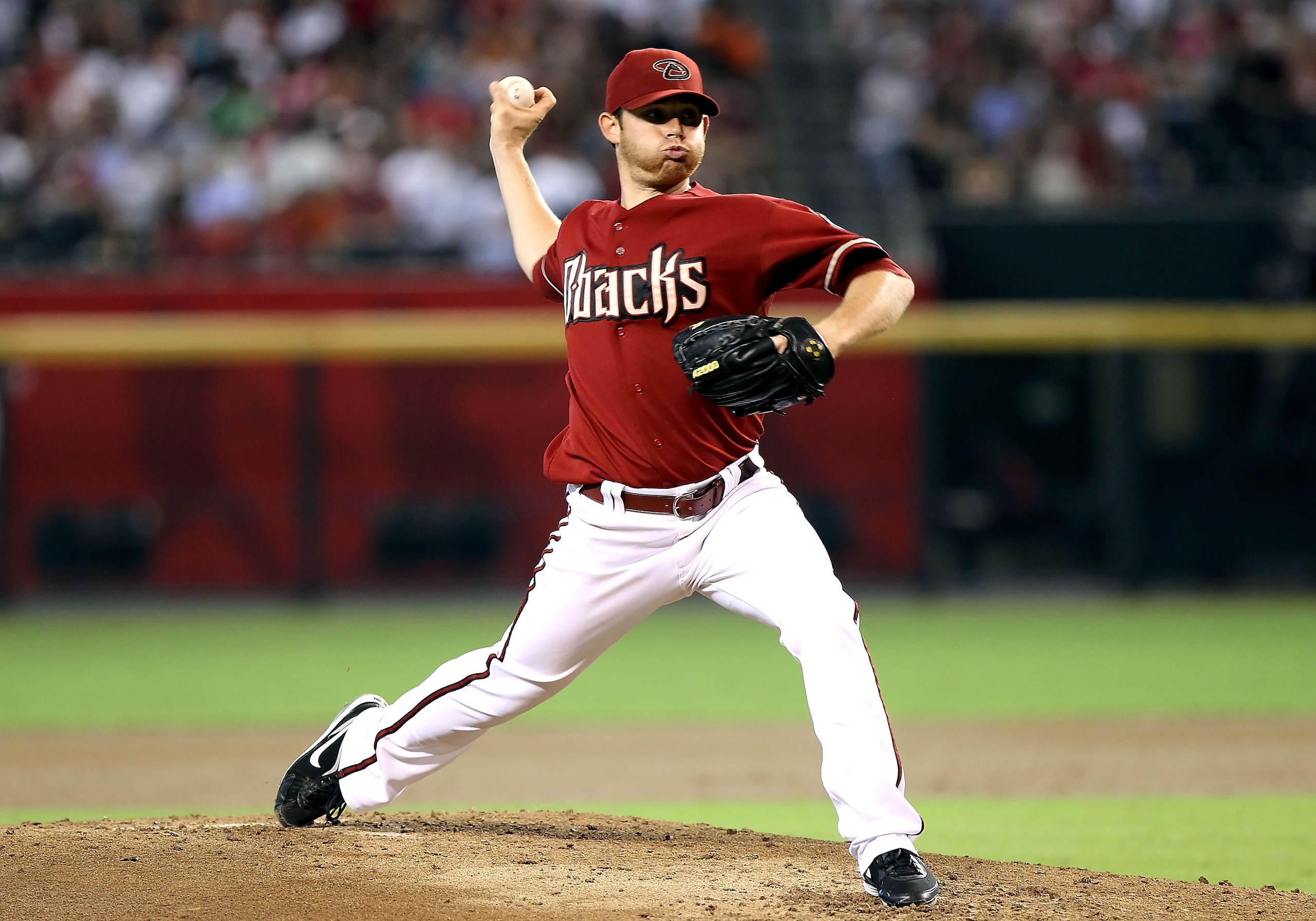 PHOENIX - SEPTEMBER 06:  Starting pitcher Ian Kennedy #31 of the Arizona Diamondbacks pitches against the San Francisco Giants during the Major League Baseball game at Chase Field on September 6, 2010 in Phoenix, Arizona.  (Photo by Christian Petersen/Get