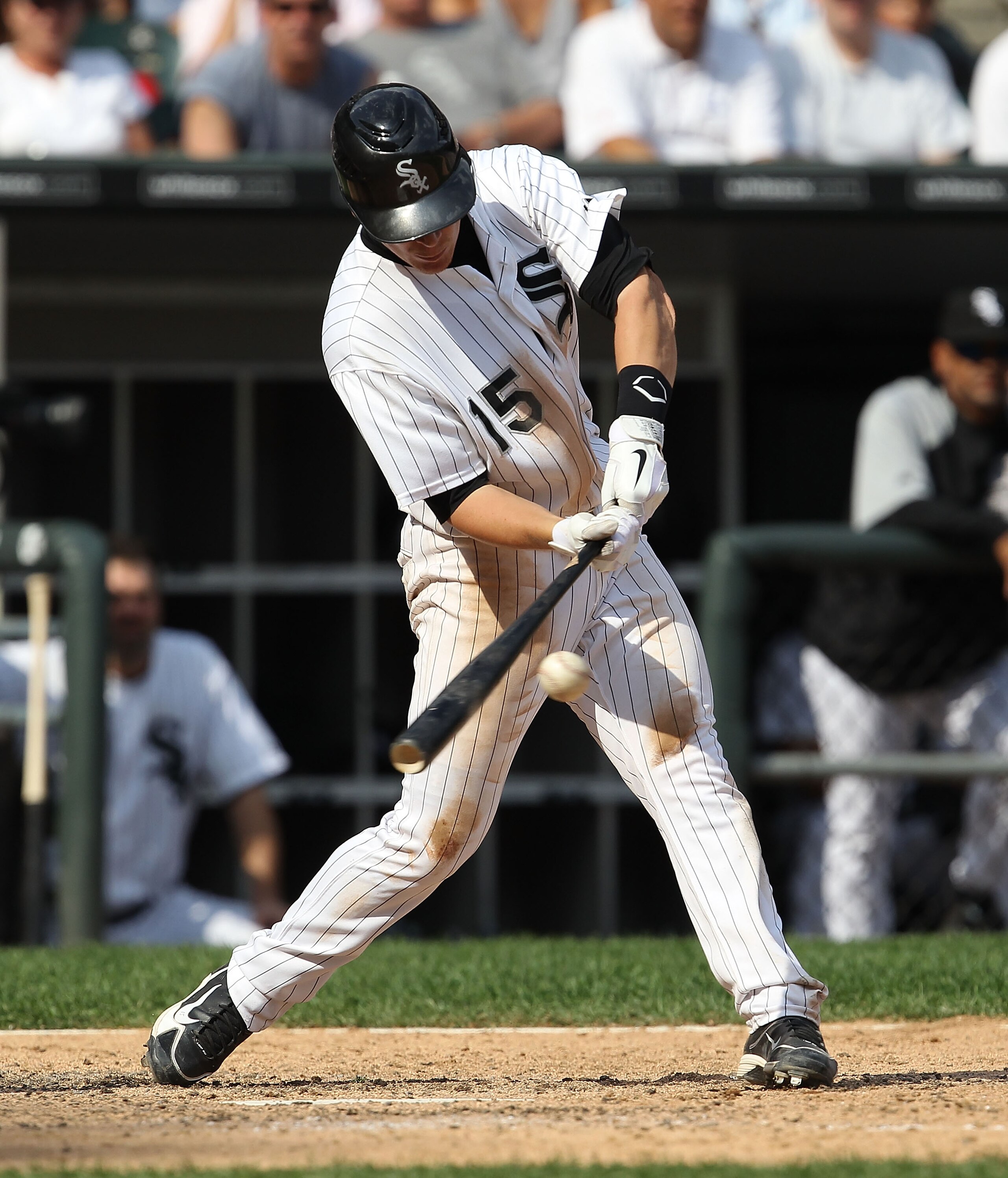 CHICAGO - AUGUST 29: Gordon Beckham #15 of the Chicago White Sox hits the ball against the New York Yankees at U.S. Cellular Field on August 29, 2010 in Chicago, Illinois. The Yankees defeated the White Sox 2-1. (Photo by Jonathan Daniel/Getty Images) CHICAGO - AUGUST 29: Gordon Beckham #15 of the Chicago White Sox hits the ball against the New York Yankees at U.S. Cellular Field on August 29, 2010 in Chicago, Illinois. The Yankees defeated the White Sox 2-1. (Photo by Jonathan Daniel/Getty Images)