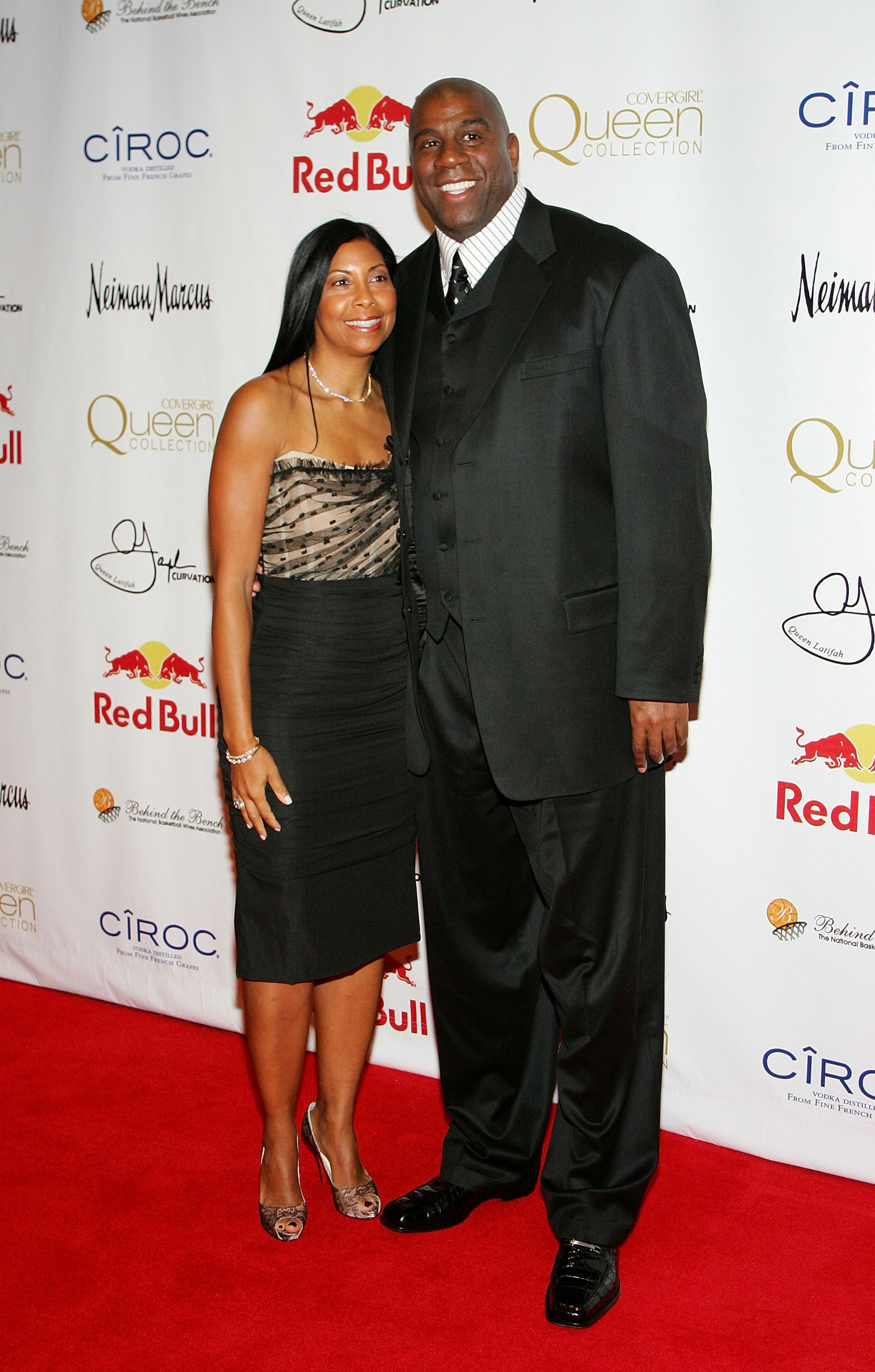 LAS VEGAS - FEBRUARY 16: Basketball great Earvin 'Magic' Johnson (R) and his wife Cookie arrive to the Behind the Bench?s Annual Touching a Life Gala at the Premiere Ballroom inside the MGM Grand Hotel/Casino on February 16, 2007 in Las Vegas, Nevada. ( LAS VEGAS - FEBRUARY 16: Basketball great Earvin 'Magic' Johnson (R) and his wife Cookie arrive to the Behind the Bench?s Annual Touching a Life Gala at the Premiere Ballroom inside the MGM Grand Hotel/Casino on February 16, 2007 in Las Vegas, Nevada. (