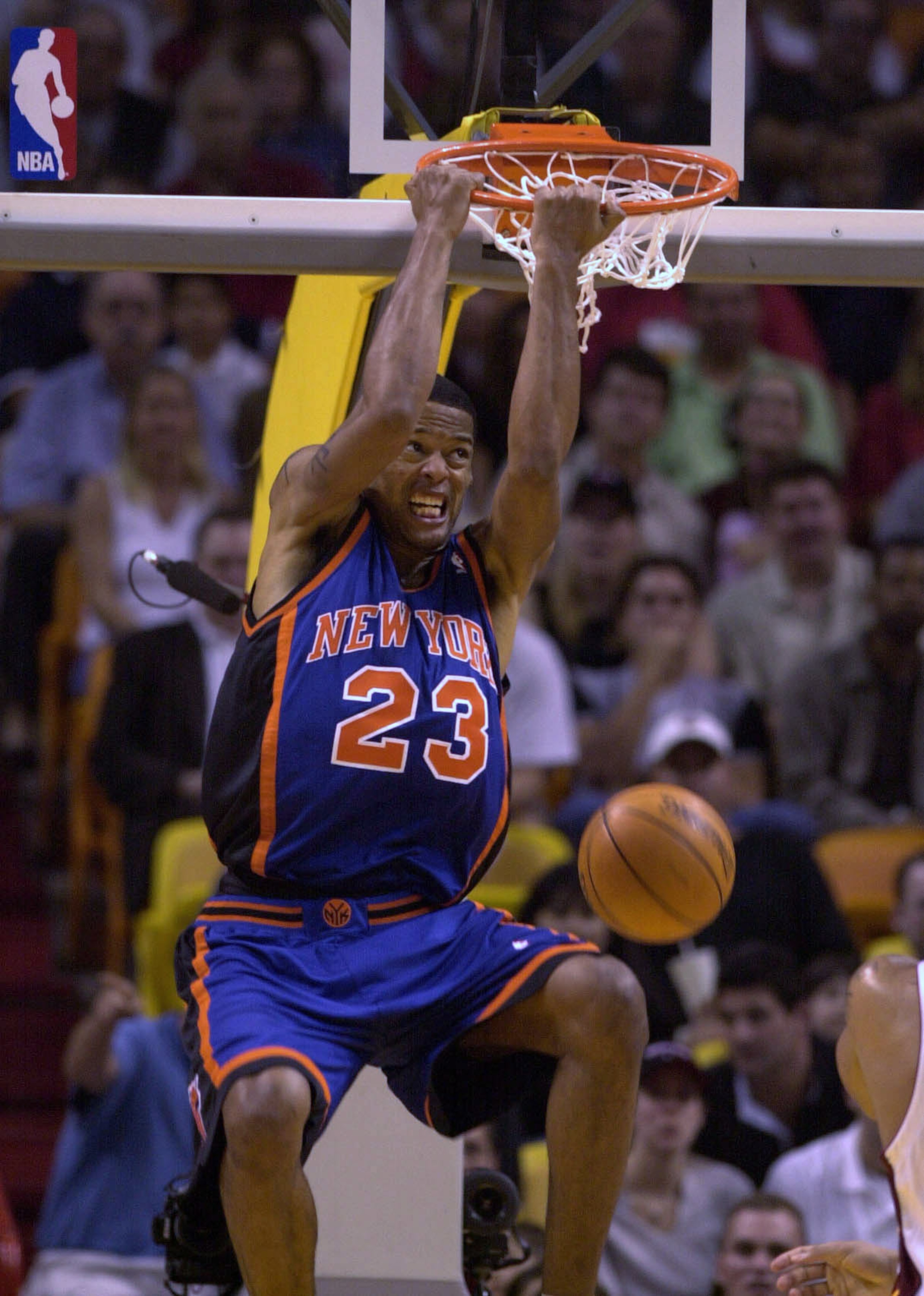4 Feb 2001:  Marcus Camby #23 of the New York Knicks dunks the ball in the first half of their game at the American Airlines Arena in Miami, Florida. DIGITAL IMAGE. NOTE TO USER: It is expressly understood that the only rights Allsport are offering to lic