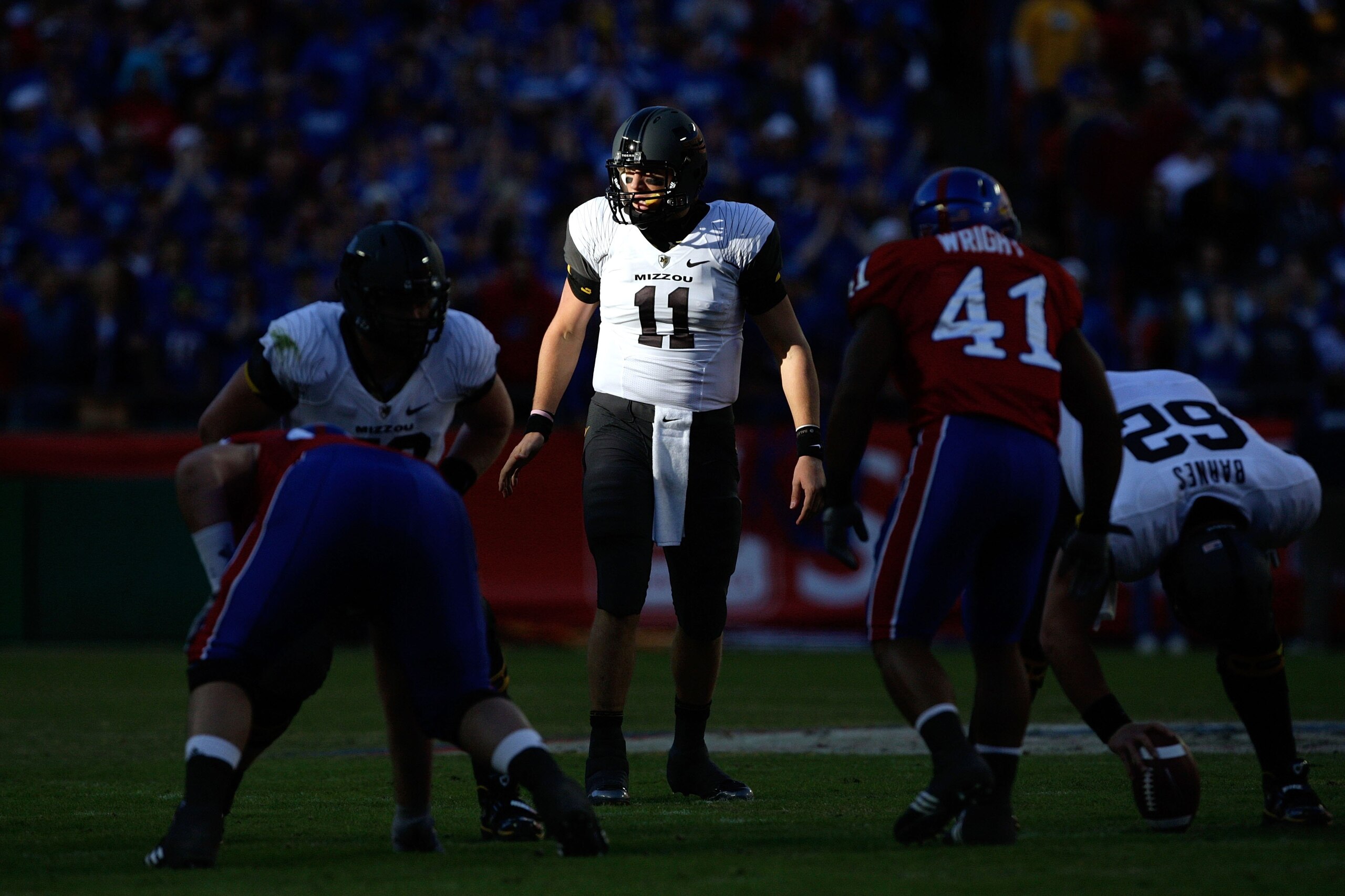 KANSAS CITY, MO - NOVEMBER 28: Quarterback Blaine Gabbert #11 of the Missouri Tigers waits to take the snap during the game against the Kansas Jayhawks at Arrowhead Stadium on November 28, 2009 in Kansas City, Missouri. (Photo by Jamie Squire/Getty Images