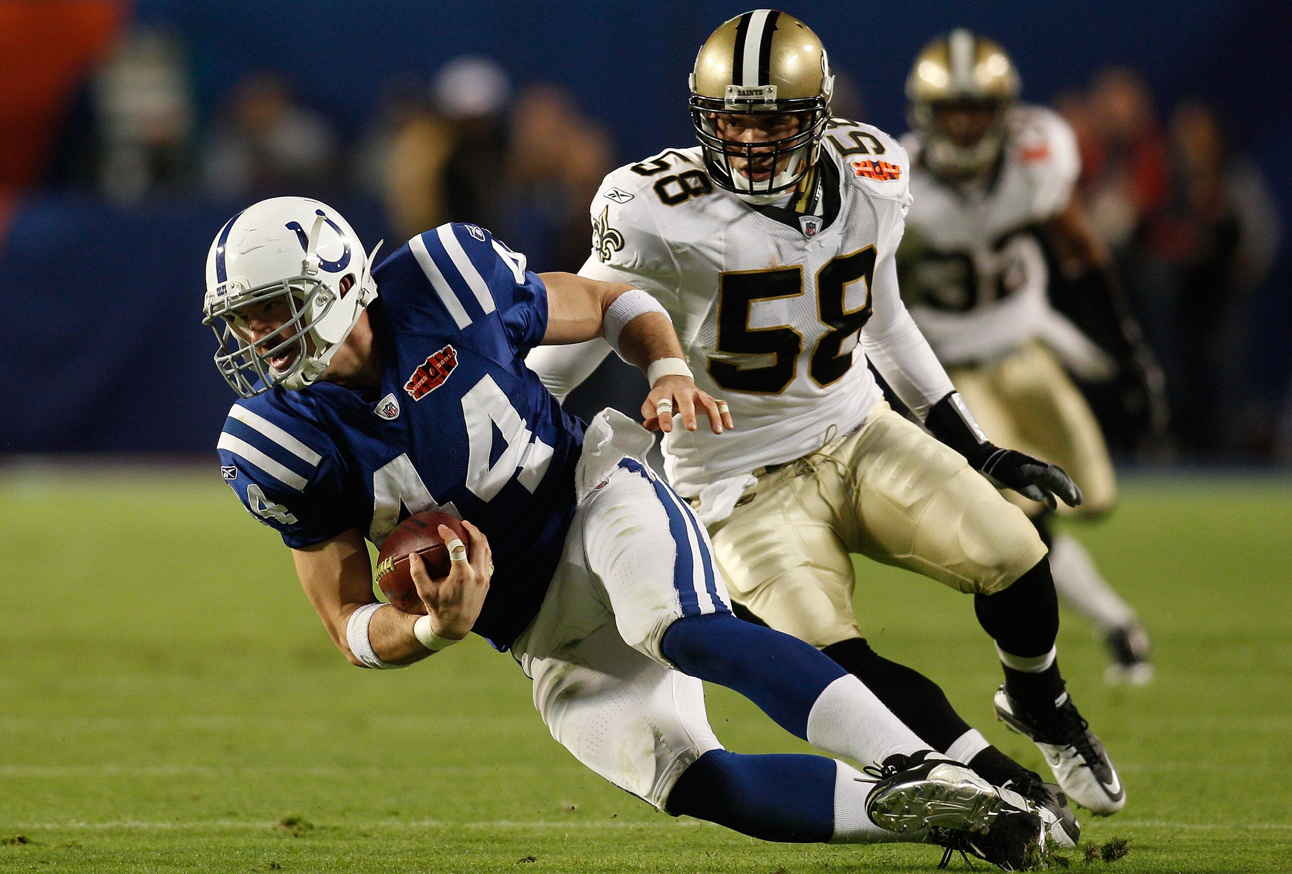 MIAMI GARDENS, FL - FEBRUARY 07: Dallas Clark #44 of the Indianapolis Colts runs with the ball against the New Orleans Saints during Super Bowl XLIV on February 7, 2010 at Sun Life Stadium in Miami Gardens, Florida.  (Photo by Chris Graythen/Getty Images)