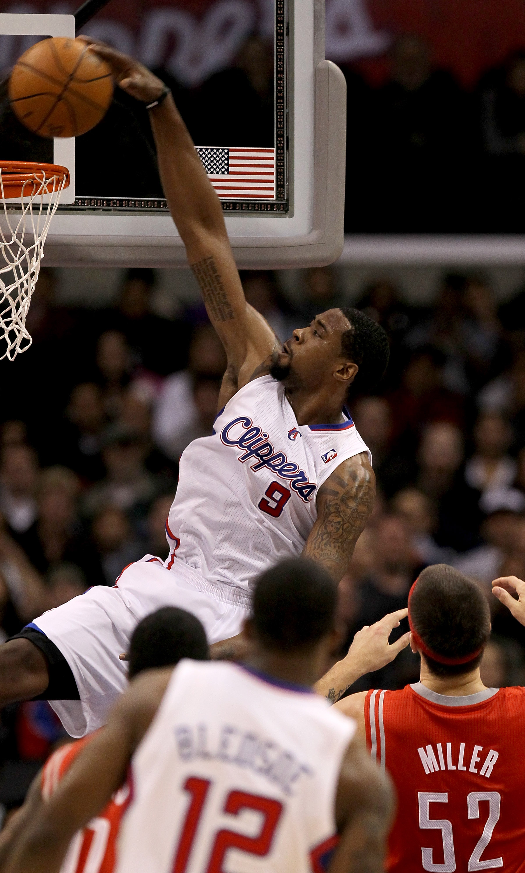 LOS ANGELES, CA - DECEMBER 22:   DeAndre Jordan #9 of the Los Angeles Clippers dunks against the Houston Rockets at Staples Center on December 22, 2010 in Los Angeles, California.  The Rockets won 97-92. NOTE TO USER: User expressly acknowledges and agree