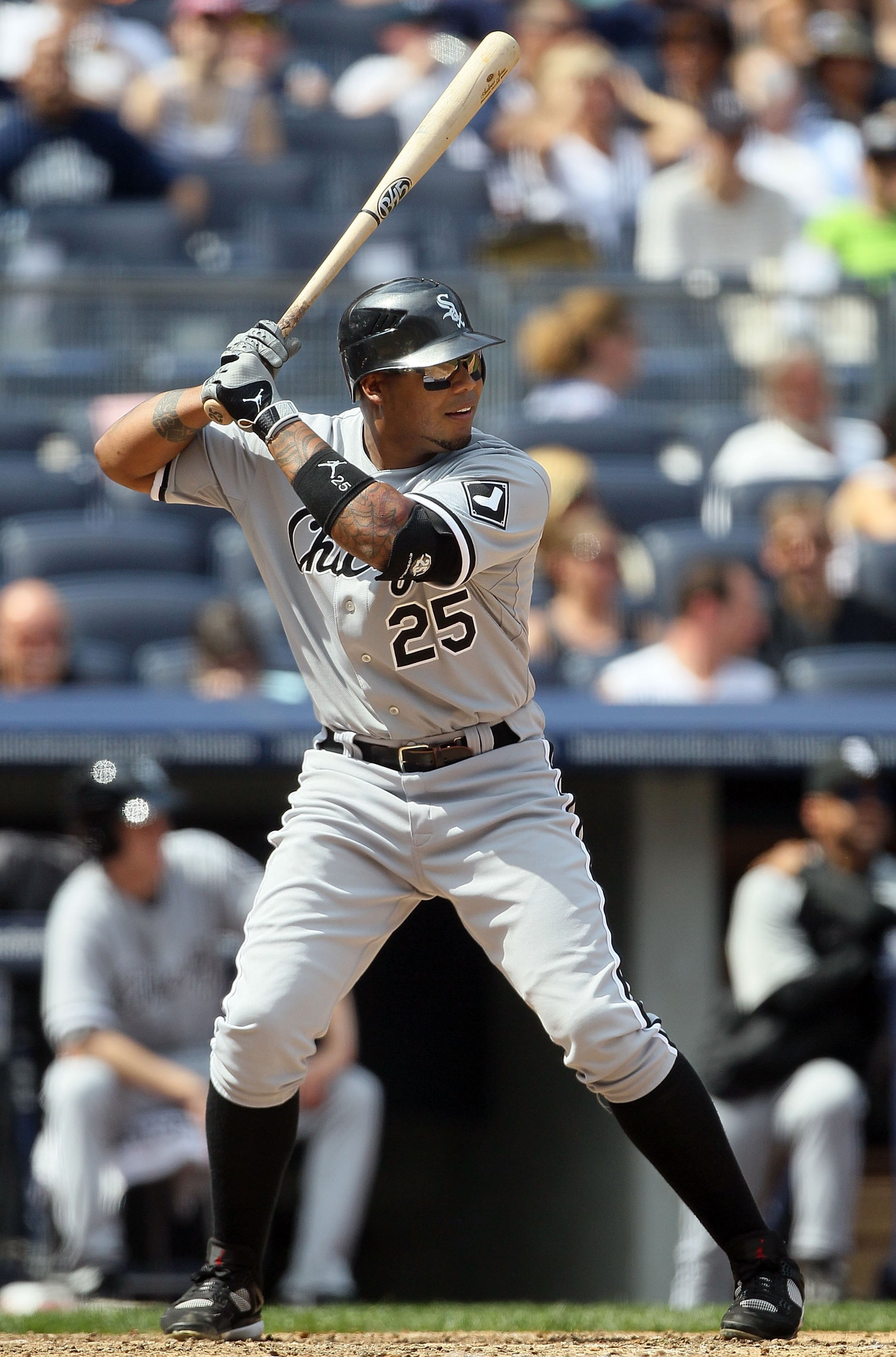 NEW YORK - MAY 02: Andruw Jones #25 of the Chicago White Sox bats against the New York Yankees on May 2, 2010 at Yankee Stadium in the Bronx borough of New York City. The Yankees defeated the White Sox 12-3. (Photo by Jim McIsaac/Getty Images) NEW YORK - MAY 02: Andruw Jones #25 of the Chicago White Sox bats against the New York Yankees on May 2, 2010 at Yankee Stadium in the Bronx borough of New York City. The Yankees defeated the White Sox 12-3. (Photo by Jim McIsaac/Getty Images)