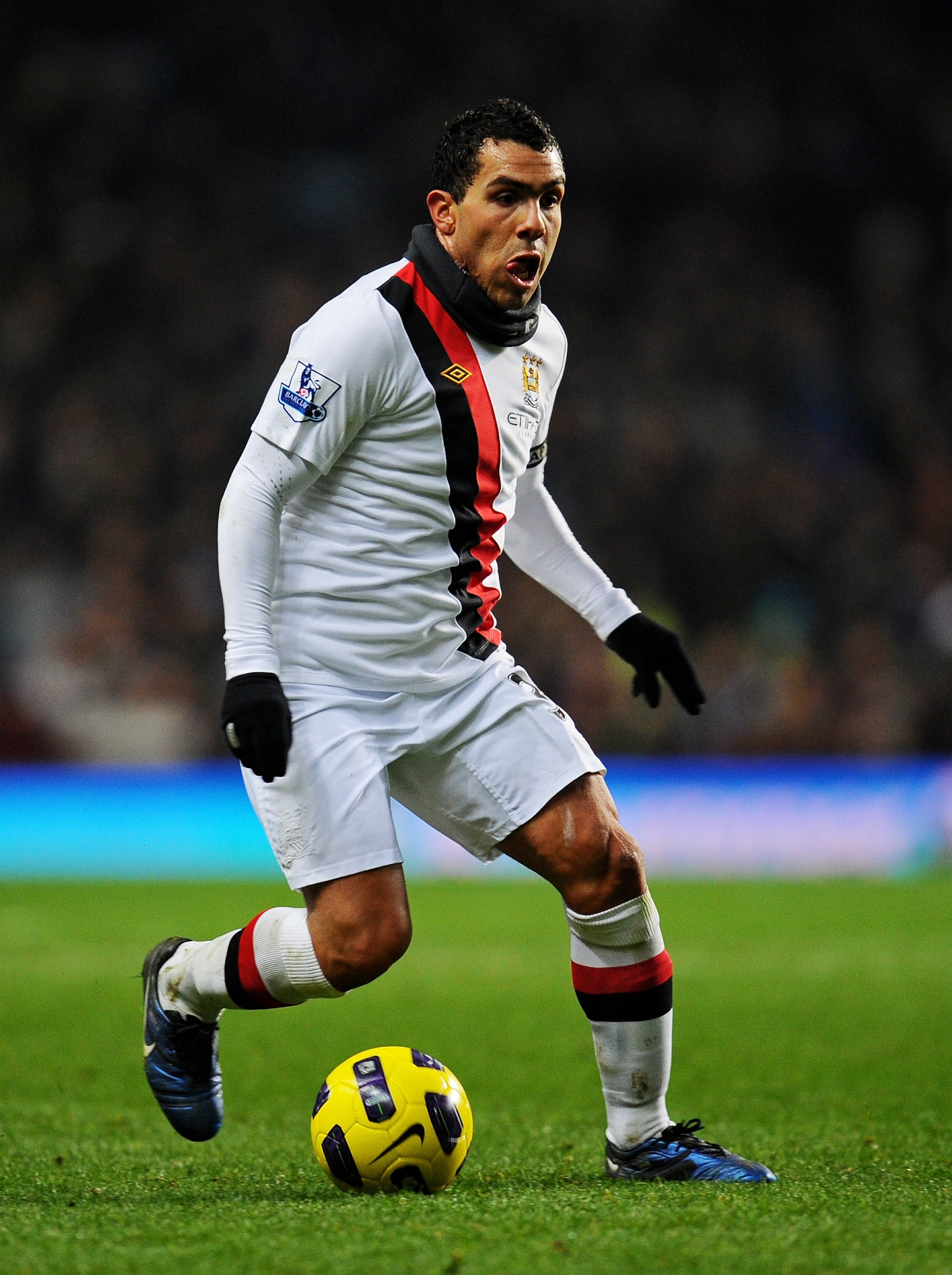 BIRMINGHAM, ENGLAND - JANUARY 22: Carlos Tevez of Manchester City runs with the ball during the Barclays Premier League match between Aston Villa and Manchester City at Villa Park on January 22, 2011 in Birmingham, England. (Photo by Clive Mason/Getty I BIRMINGHAM, ENGLAND - JANUARY 22: Carlos Tevez of Manchester City runs with the ball during the Barclays Premier League match between Aston Villa and Manchester City at Villa Park on January 22, 2011 in Birmingham, England. (Photo by Clive Mason/Getty I