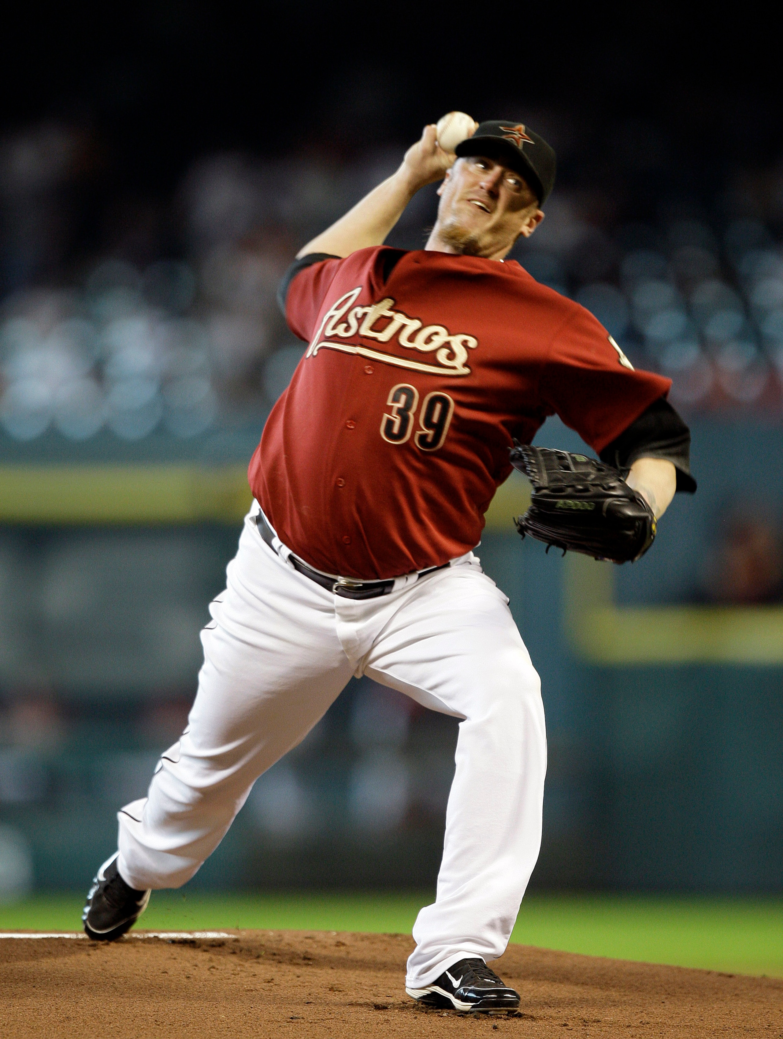 HOUSTON - SEPTEMBER 19: Pitcher Brett Myers #39 of the Houston Astros throws against the Cincinnatti Reds in the first inning at Minute Maid Park on September 19, 2010 in Houston, Texas. (Photo by Bob Levey/Getty Images) HOUSTON - SEPTEMBER 19: Pitcher Brett Myers #39 of the Houston Astros throws against the Cincinnatti Reds in the first inning at Minute Maid Park on September 19, 2010 in Houston, Texas. (Photo by Bob Levey/Getty Images)