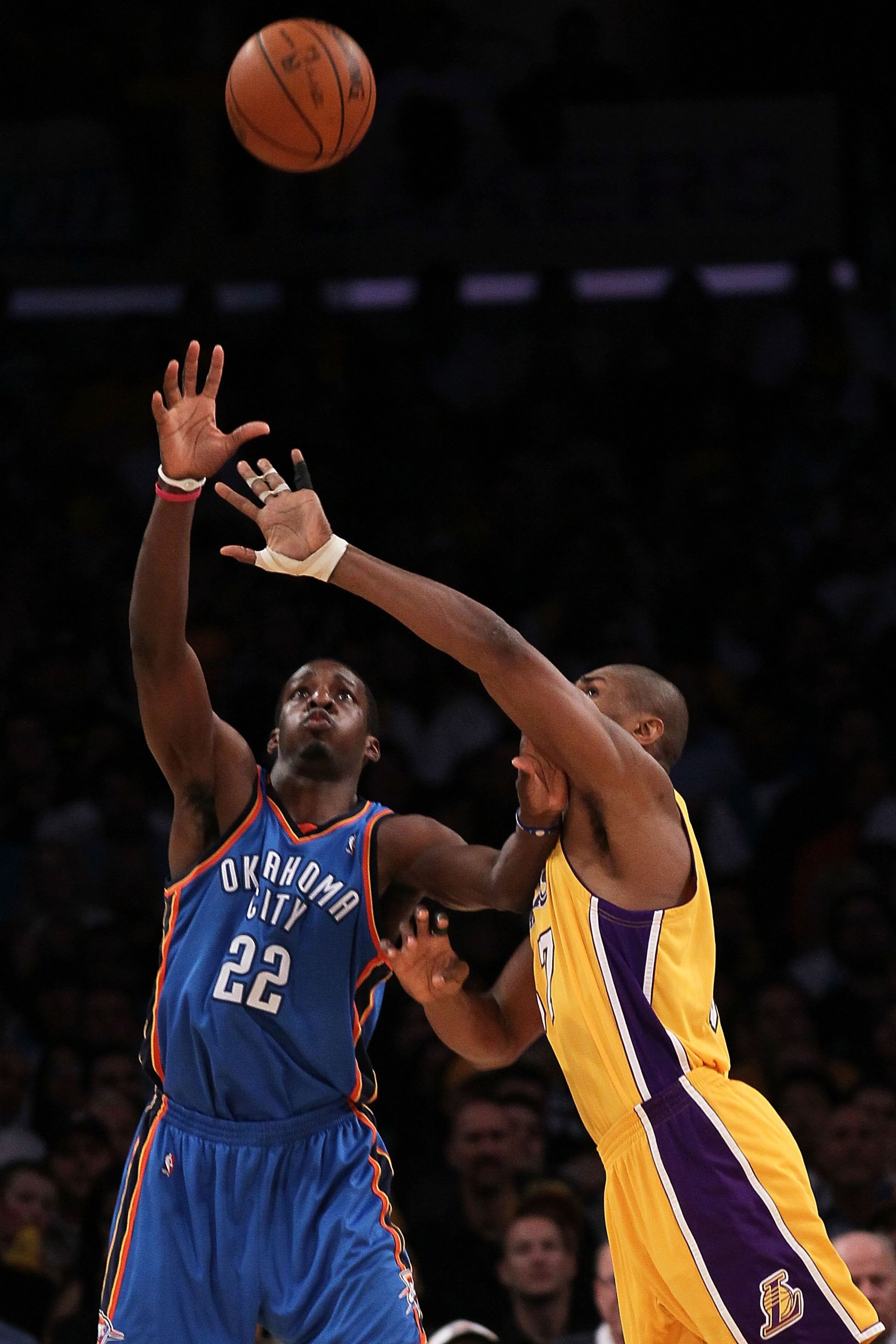LOS ANGELES, CA - APRIL 27:  Jeff Green #22 of the Oklahoma City Thunder posts up Ron Artest #37 of the Los Angeles Lakers during Game Five of the Western Conference Quarterfinals of the 2010 NBA Playoffs at Staples Center on April 27, 2010 in Los Angeles