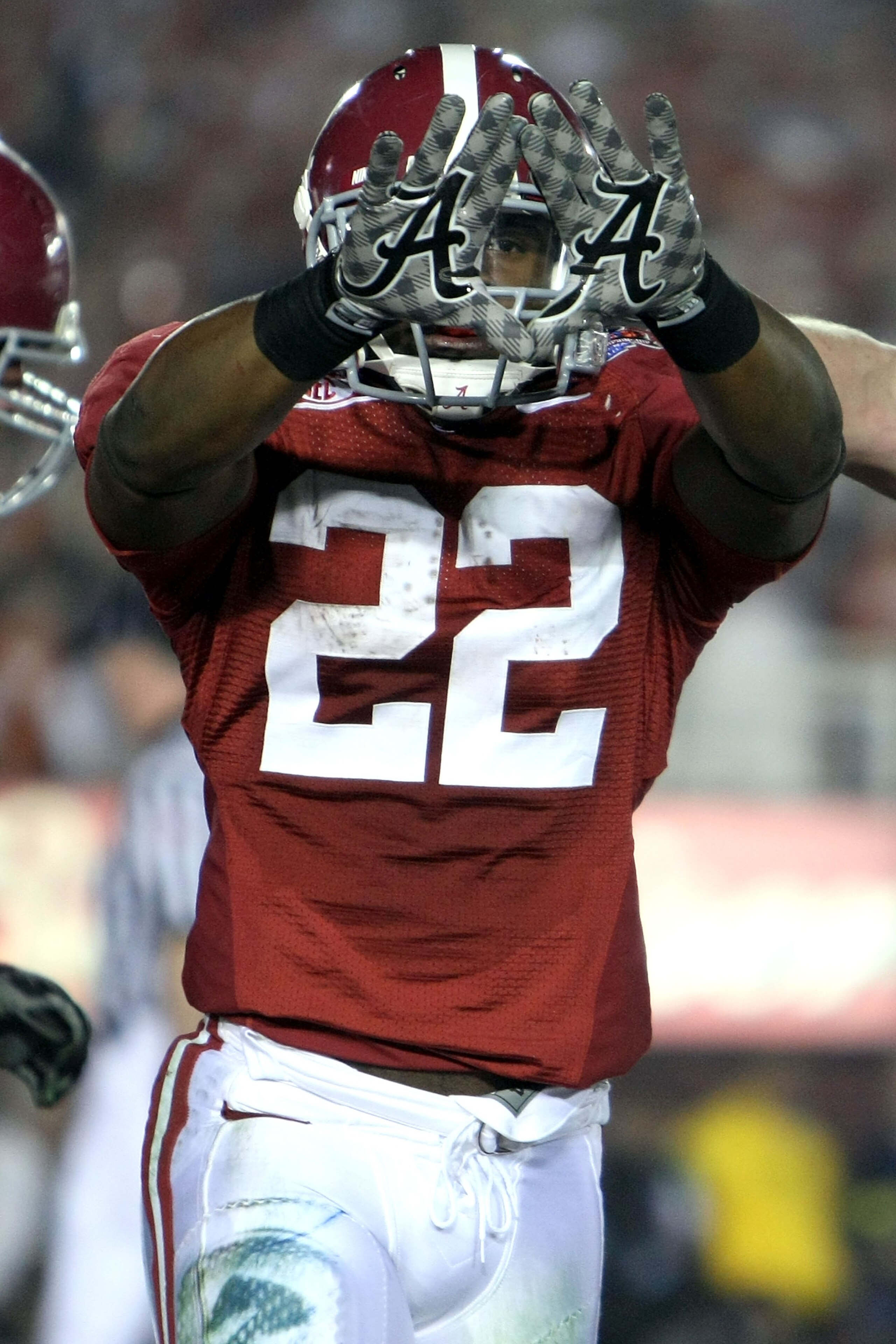 PASADENA, CA - JANUARY 07:  Running back Mark Ingram #22 of the Alabama Crimson Tide celebrates a touchdown against the Texas Longhorns in the second quarter of the Citi BCS National Championship game at the Rose Bowl on January 7, 2010 in Pasadena, Calif
