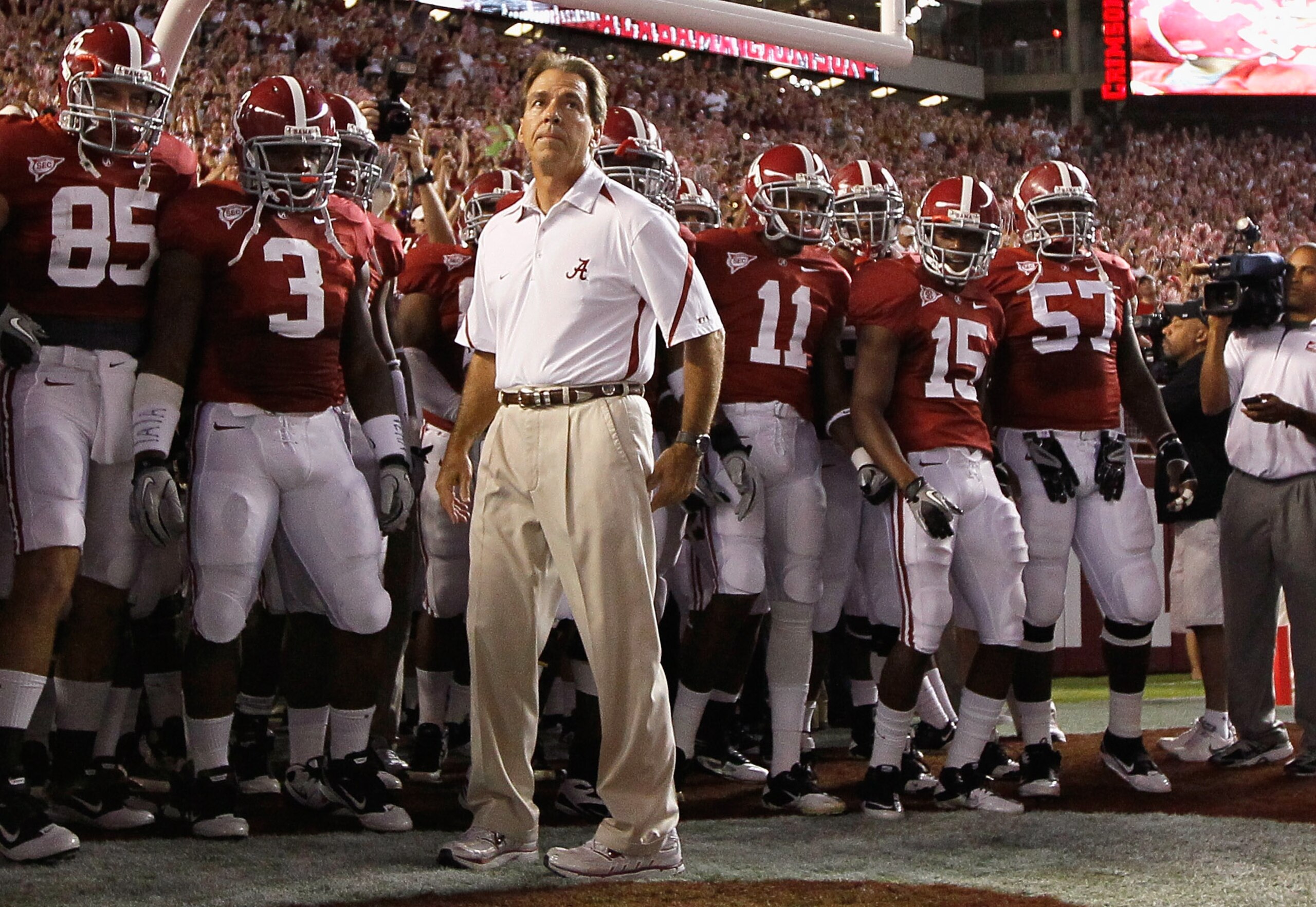 TUSCALOOSA, AL - OCTOBER 02:  Head coach Nick Saban of the Alabama Crimson Tide against the Florida Gators at Bryant-Denny Stadium on October 2, 2010 in Tuscaloosa, Alabama.  (Photo by Kevin C. Cox/Getty Images)