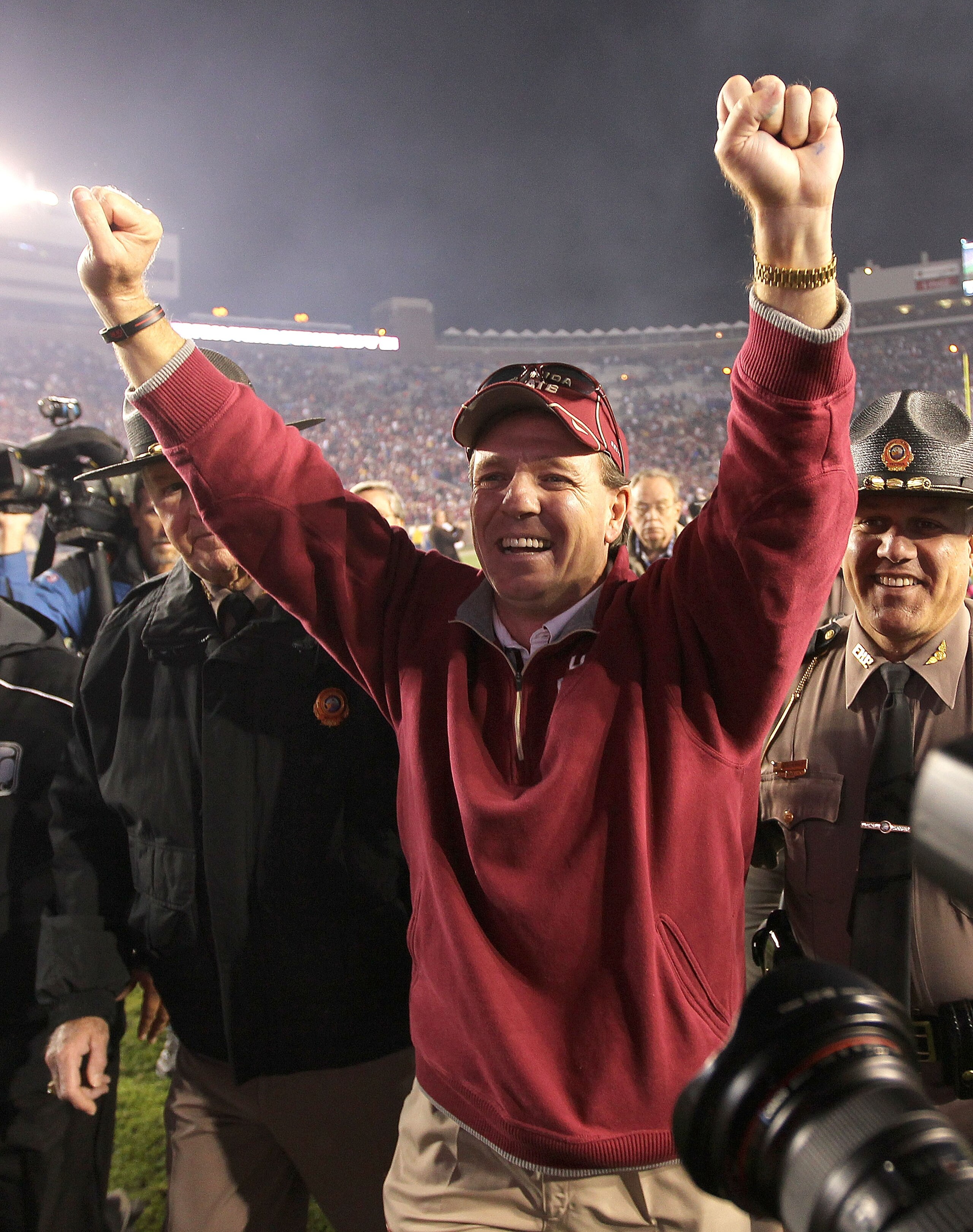 TALLAHASSEE, FL - NOVEMBER 27: Florida State Seminoles head coach Jimbo Fisher celebrates a win against the Florida Gators at Doak Campbell Stadium on November 27, 2010 in Tallahassee, Florida.  (Photo by Mike Ehrmann/Getty Images)