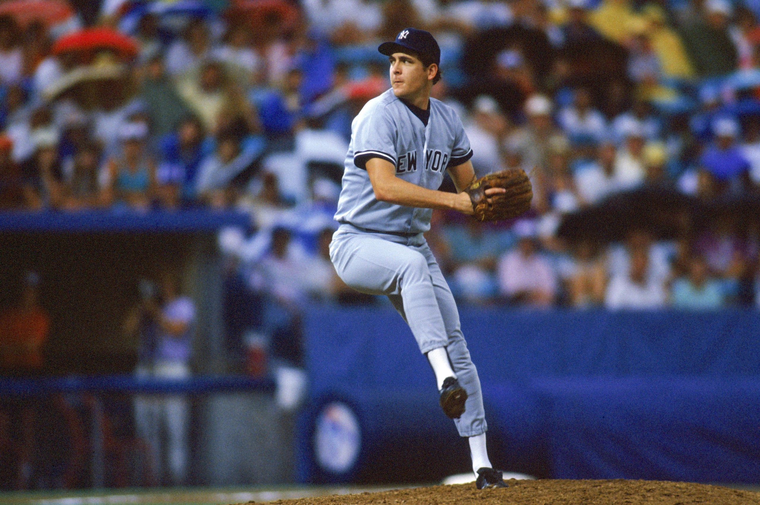 1988: Pitcher Dave Righetti #19 of the New York Yankees pitches during a game in the 1988 season. (Photo by Rick Stewart/Getty Images) 1988: Pitcher Dave Righetti #19 of the New York Yankees pitches during a game in the 1988 season. (Photo by Rick Stewart/Getty Images)