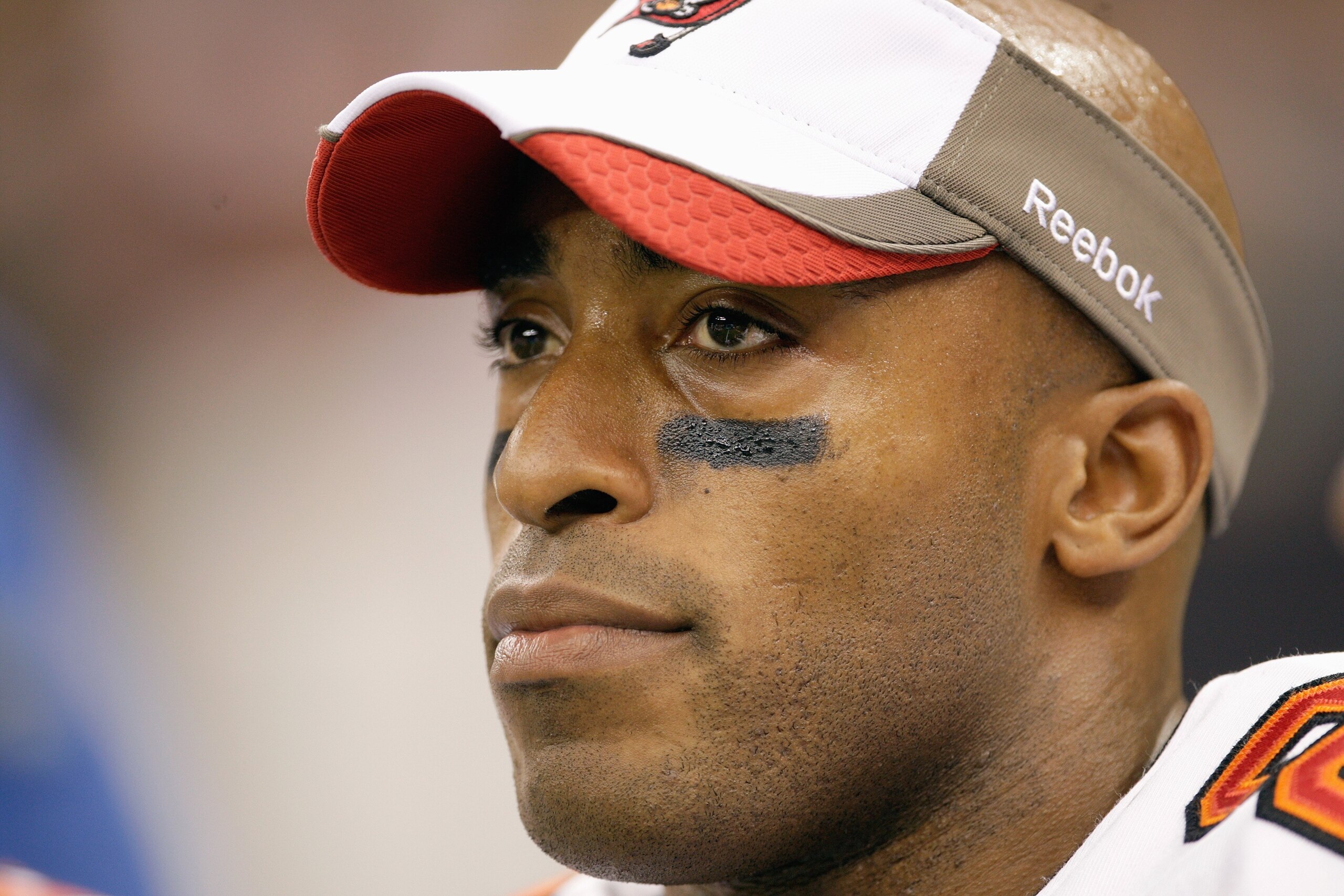 NEW ORLEANS - DECEMBER 27: Ronde Barber #20 of the Tampa Bay Buccaneers watches the action during the game against the New Orleans Saints at the Louisiana Superdome on December 27, 2009 in New Orleans, Louisiana. (Photo by Jamie Squire/Getty Images)