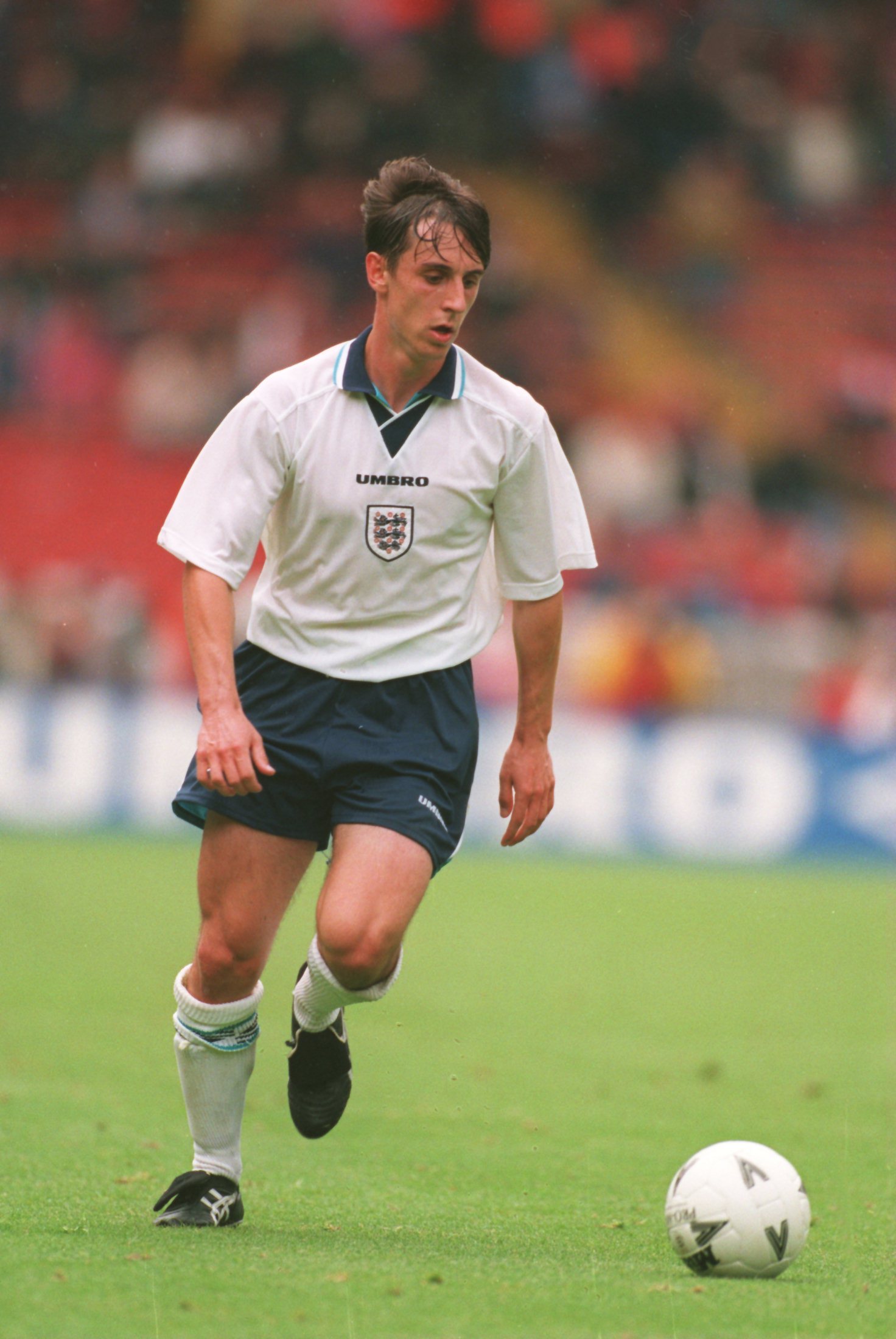 6 JUN 1995:  GARY NEVILLE OF ENGLAND IN ACTION DURING AN UMBRO CUP MATCH AGAINST JAPAN AT WEMBLEY STADIUM. THE GAME ENDED IN A 1-1 DRAW. Mandatory Credit: Chris Cole/ALLSPORT