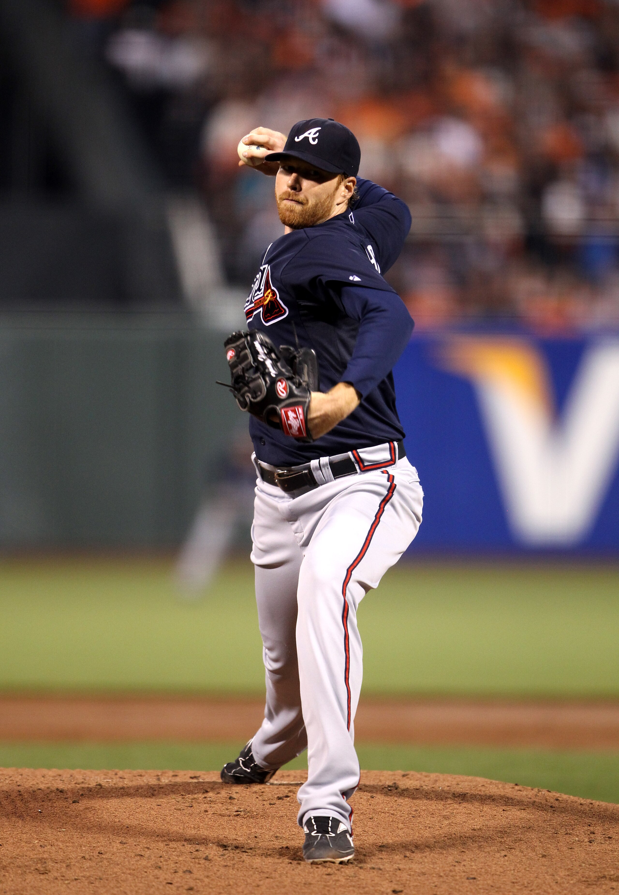 SAN FRANCISCO - OCTOBER 08:  Tommy Hanson #48 of the Atlanta Braves pitches against the San Francisco Giants during game 2 of the NLDS at AT&T Park on October 8, 2010 in San Francisco, California.  (Photo by Ezra Shaw/Getty Images)