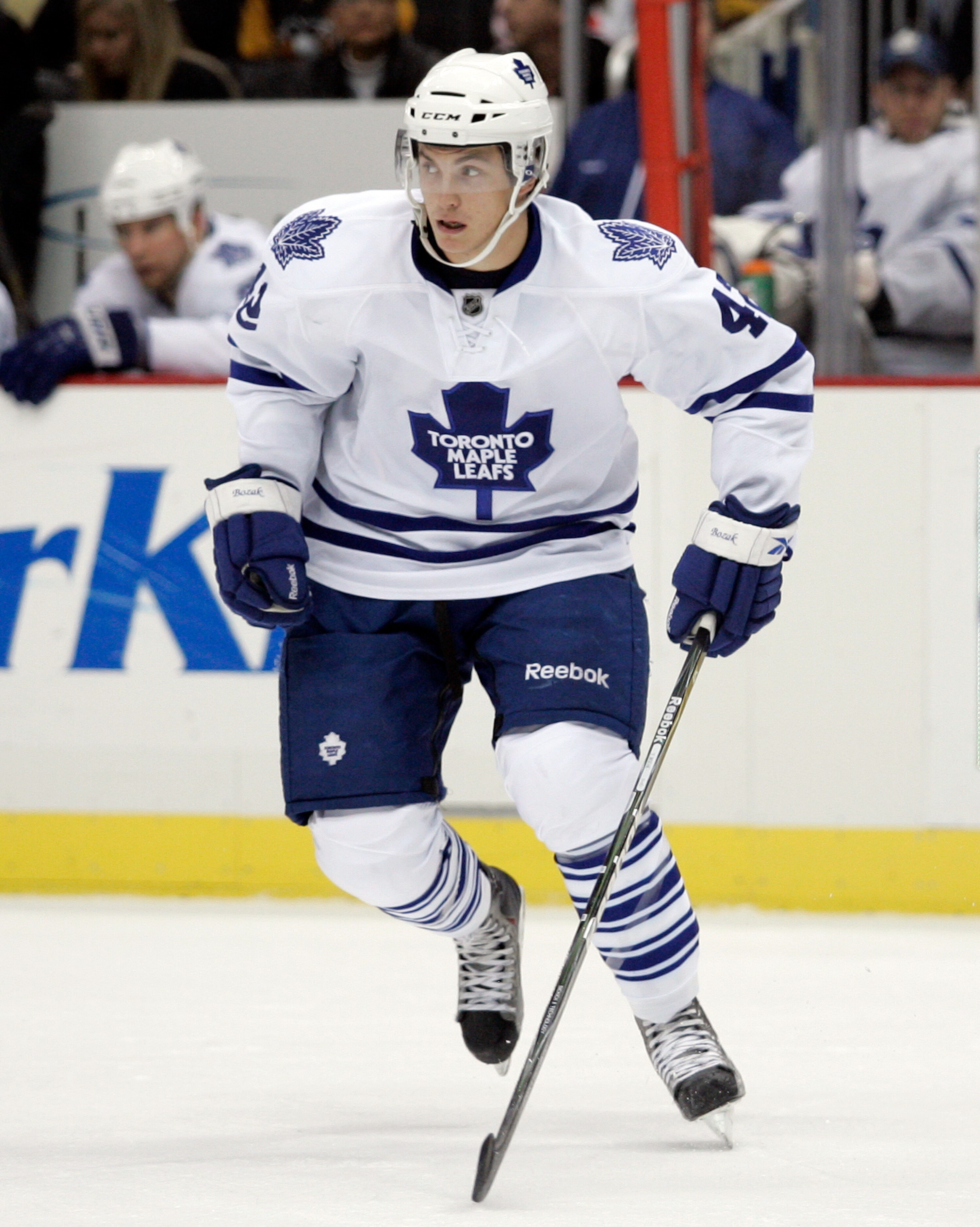 PITTSBURGH, PA - DECEMBER 08:  Tyler Bozak #42 of the Toronto Maple Leafs skates against the Pittsburgh Penguins at Consol Energy Center on December 8, 2010 in Pittsburgh, Pennsylvania.  Penguins defeated the Maple Leafs 5-2.  (Photo by Justin K. Aller/Ge