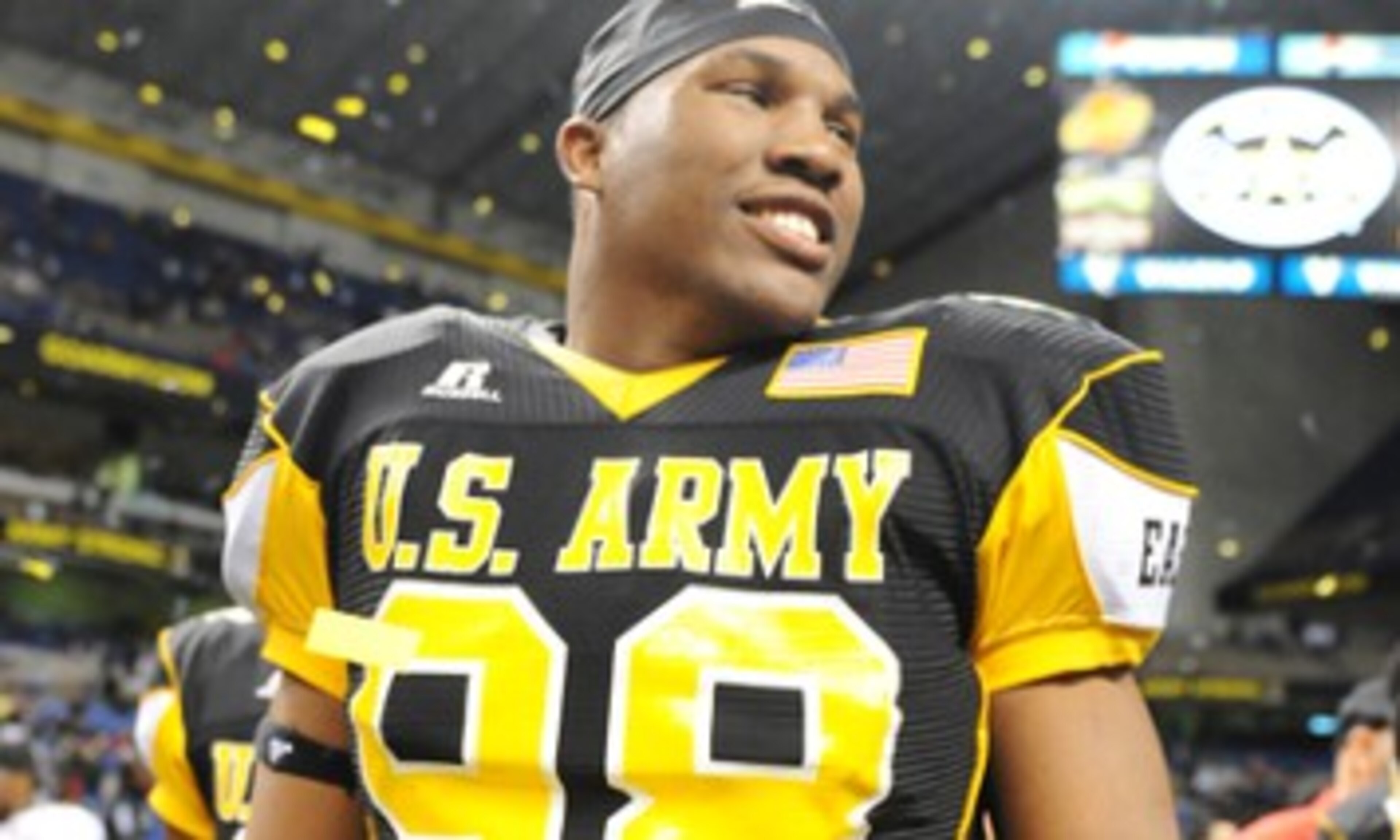 Mega-recruit Stephon Tuitt has Irish eyes smiling when they look at the future.