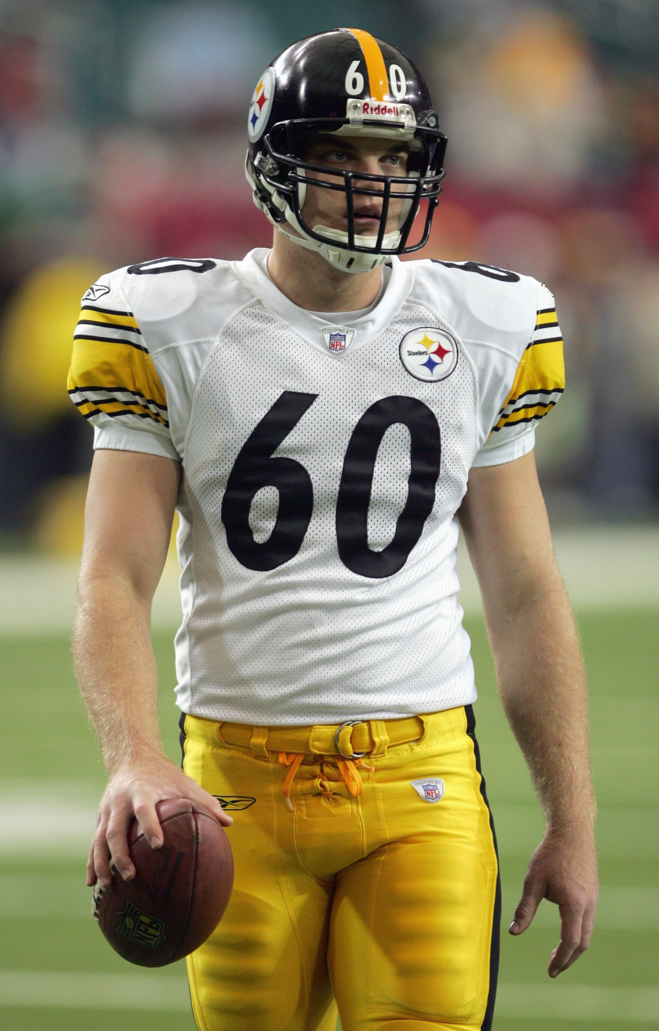 ATLANTA - OCTOBER 22:  Greg Warren #60 of the Pittsburgh Steelers walks on the field before the game against the Atlanta Falcons on October 22, 2006 at the Georgia Dome in Atlanta, Georgia. (Photo by Doug Pensinger/Getty Images)