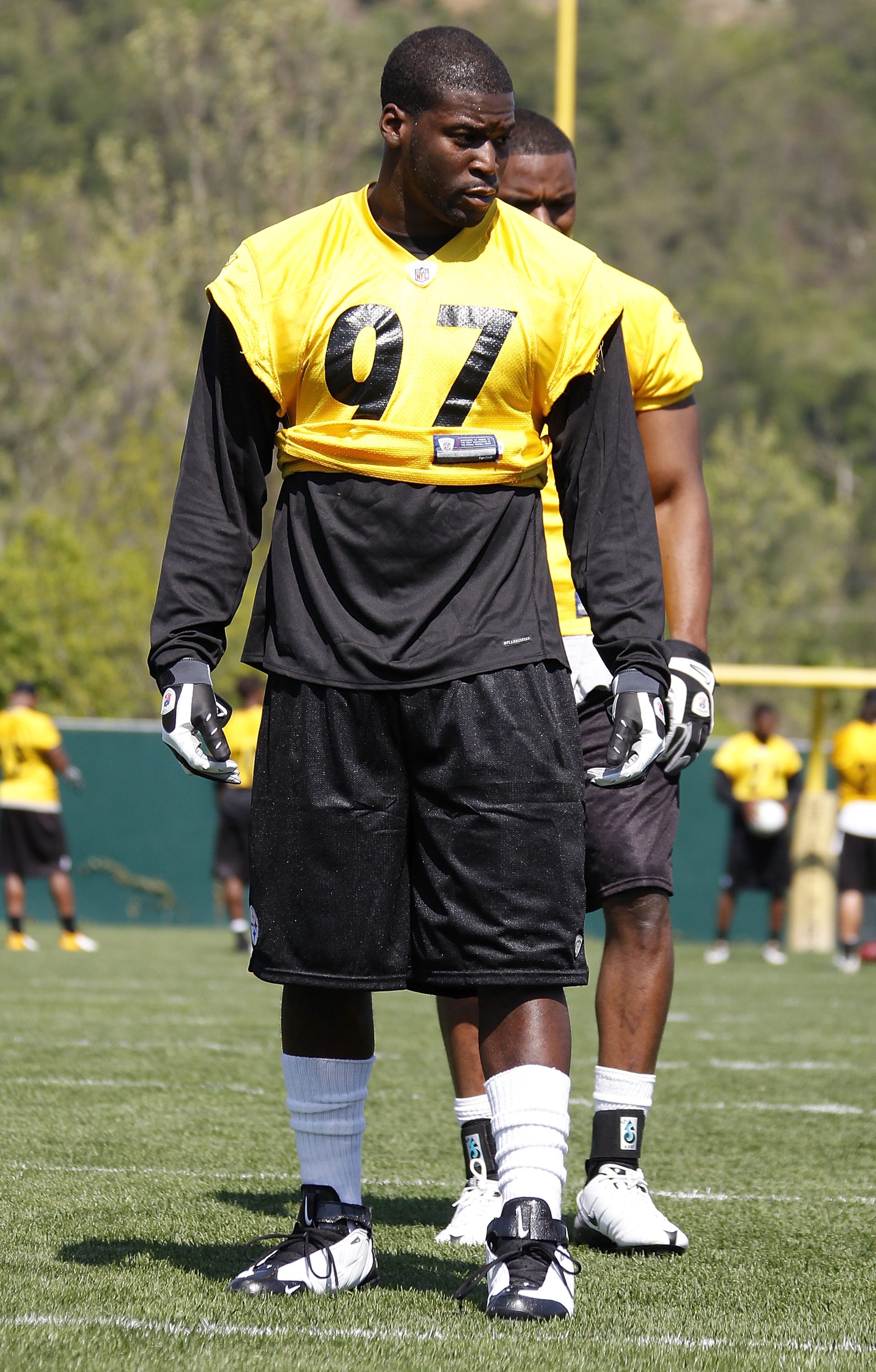 PITTSBURGH - APRIL 30:  Jason Worilds #97 of the Pittsburgh Steelers gets ready to run a drill during mini camp at the Pittsburgh Steelers Training Facility on April 30, 2010 in Pittsburgh, Pennsylvania.  (Photo by Gregory Shamus/Getty Images)