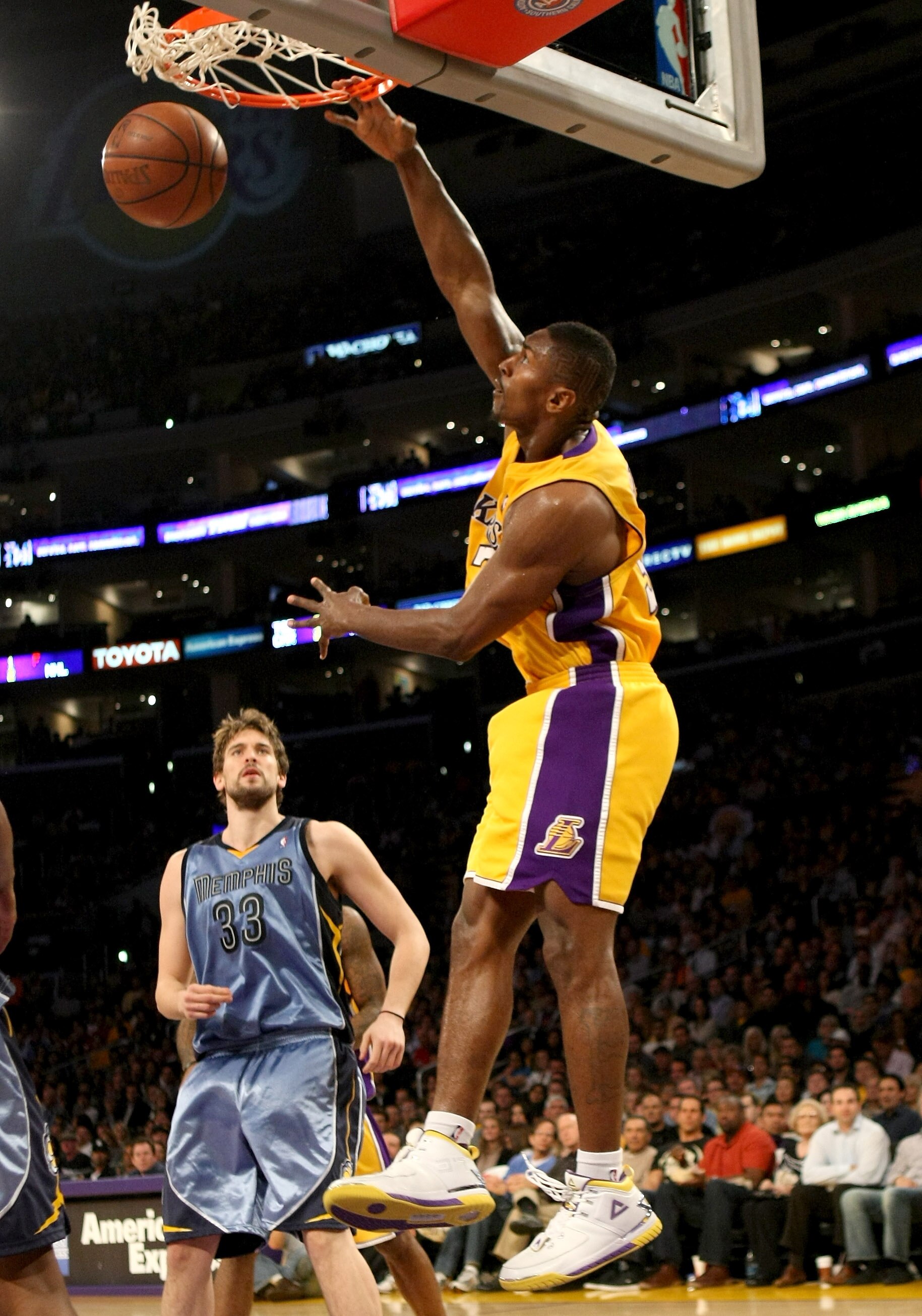 nba-rumors-10-possible-partners-for-a-ron-artest-trade-news-scores
