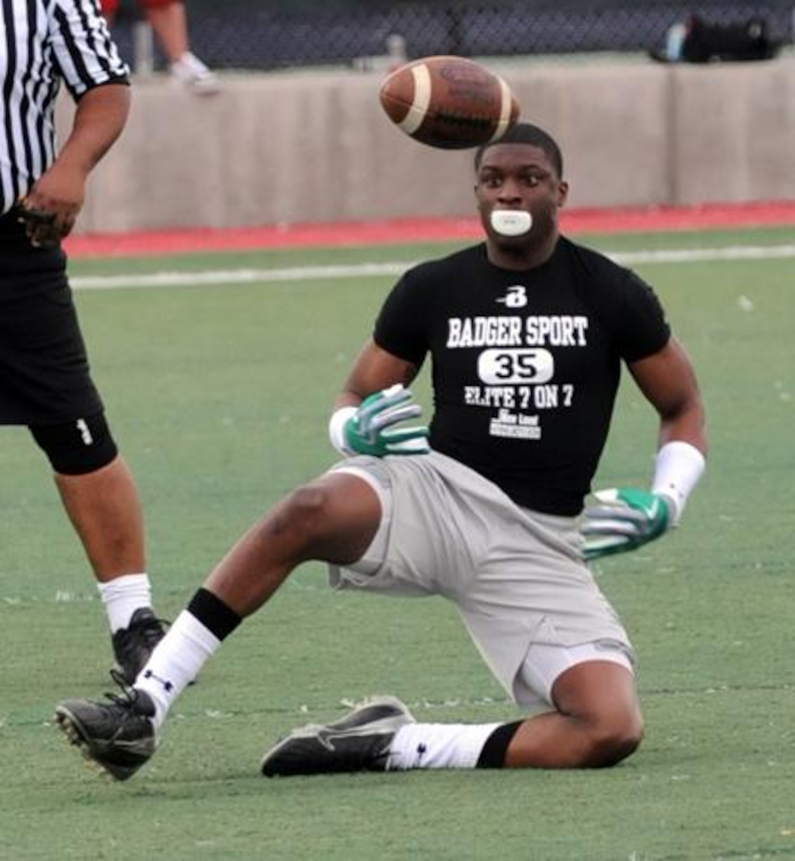 Onwuasor decided he wanted to stay in the West by surprising Arizona with his signature.