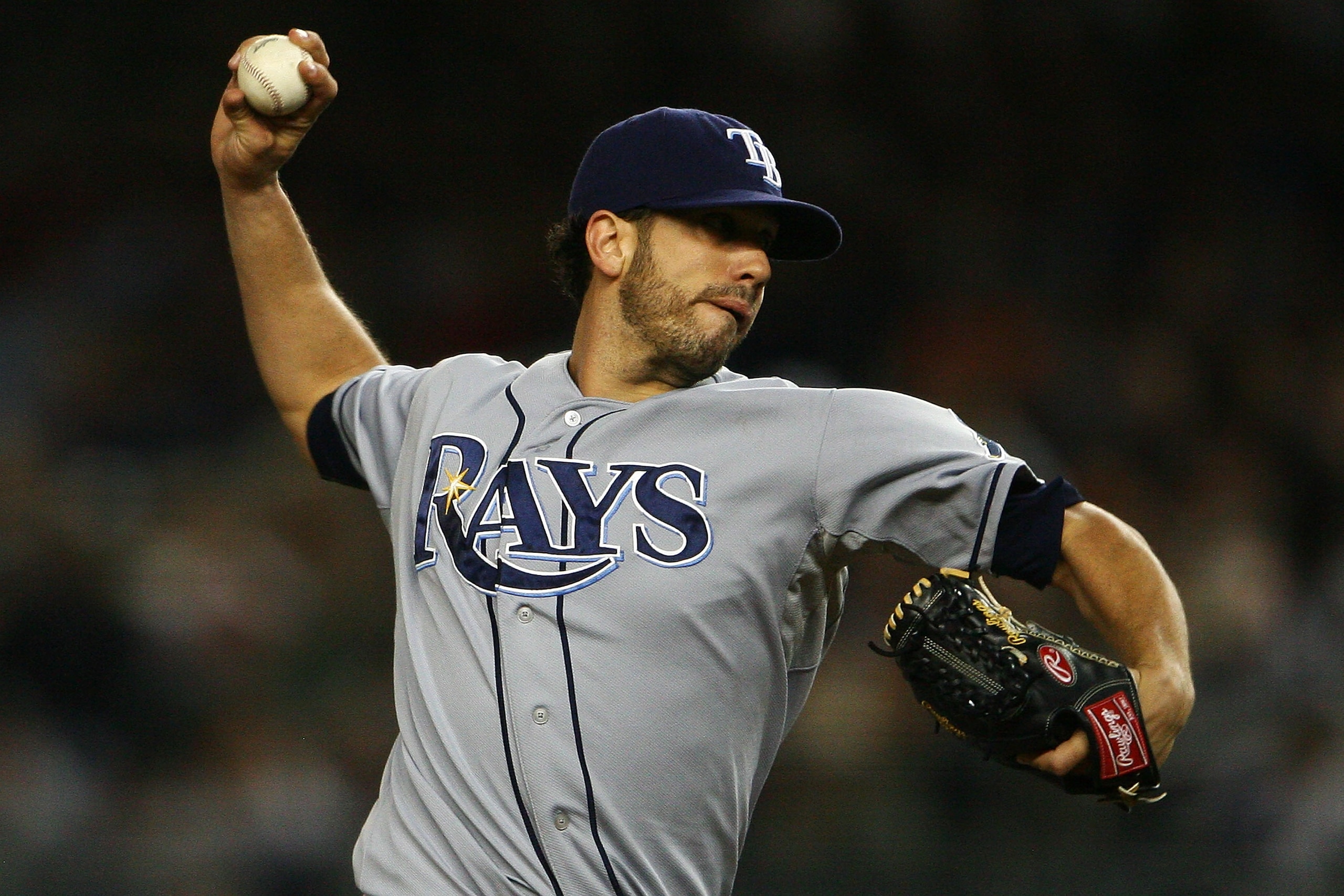 NEW YORK - SEPTEMBER 21:  James Shields #33 of the Tampa Bay Rays pitches against the New York Yankees on September 21, 2010 at Yankee Stadium in the Bronx borough of New York City.  (Photo by Andrew Burton/Getty Images)