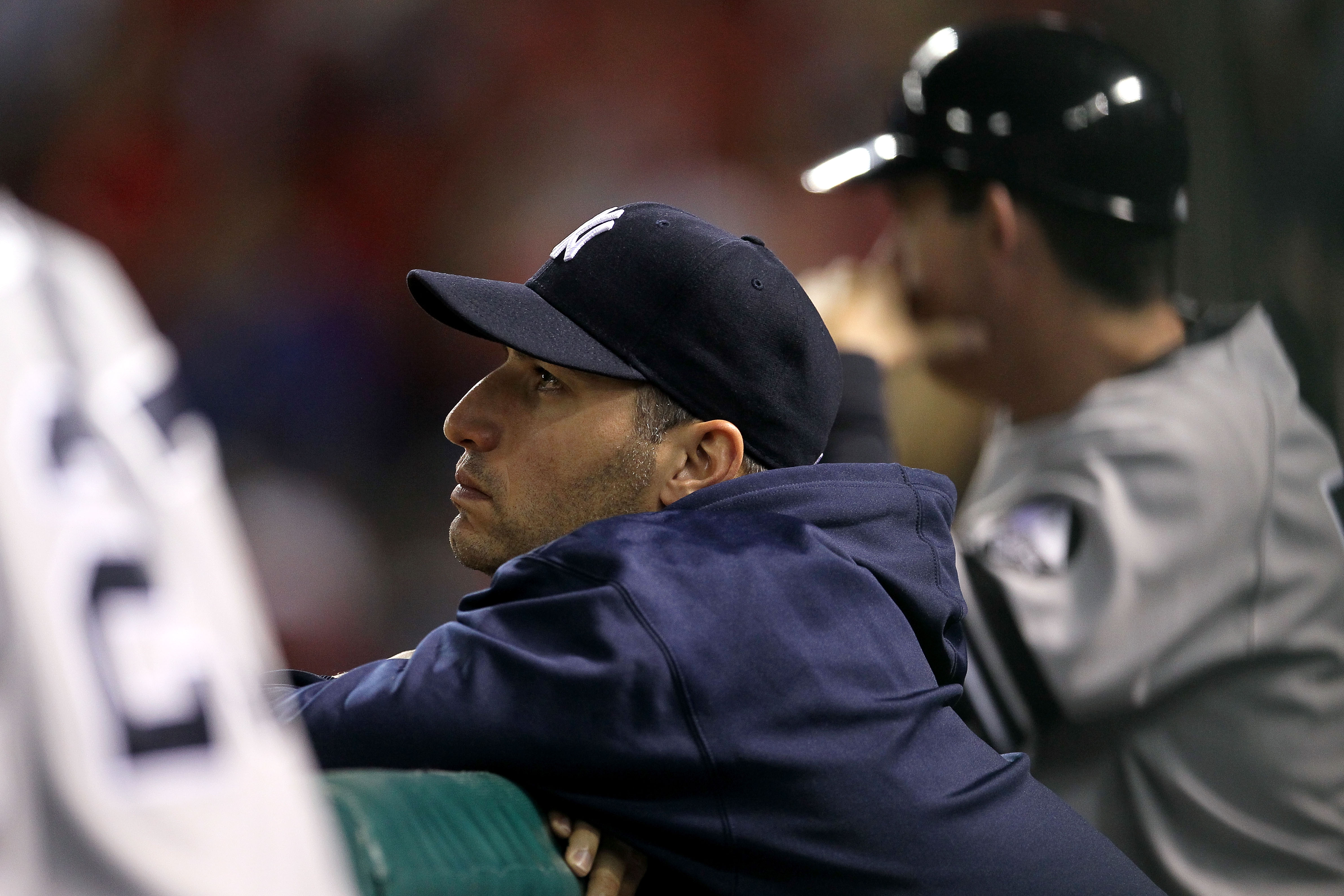 Hilarious Astros error helps Andy Pettitte finish his career with a win