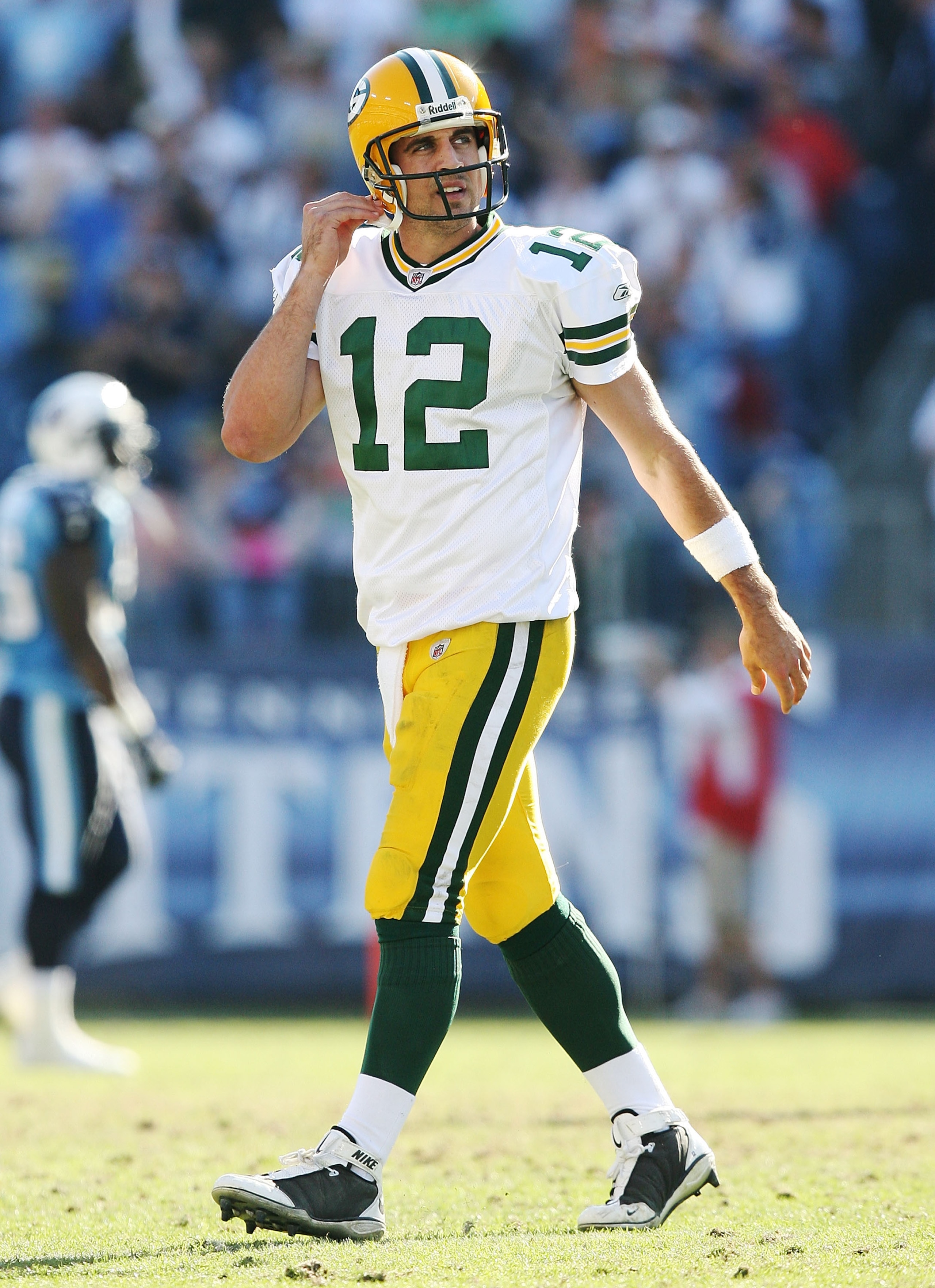 NASHVILLE, TN - NOVEMBER 02:  Quarterback Aaron Rodgers #12 of the Green Bay Packers looks up at the replay after throwing an interception against the Tennessee Titans at LP Field on November 2, 2008 in Nashville, Tennessee. The Titans defeated the Packer