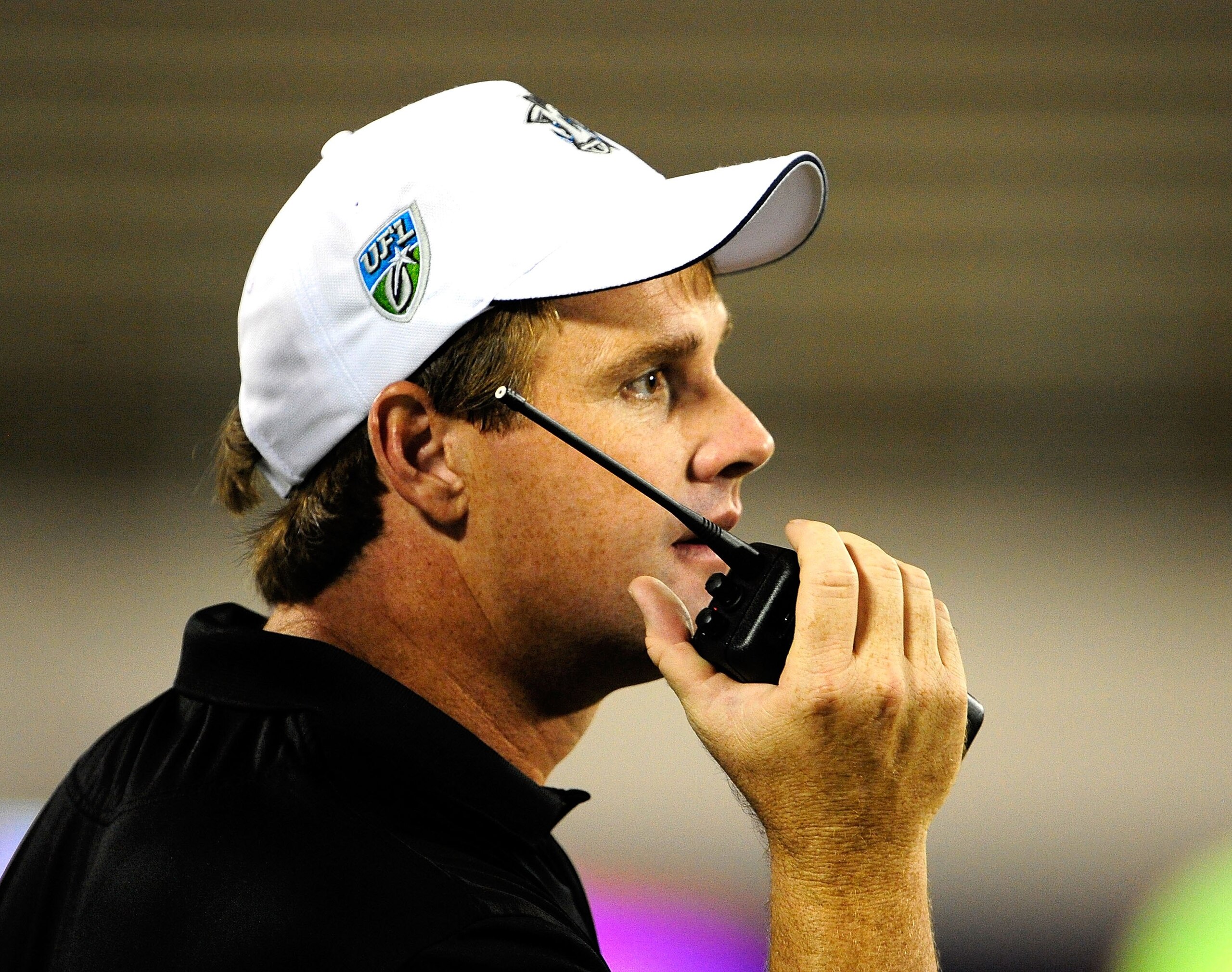 ORLANDO, FL - OCTOBER 22:  Offensive coordinator Jay Gruden of the Florida Tuskers watches the play during the game against the California Redwoods at the Florida Citrus Bowl on October 22, 2009 in Orlando, Florida.  (Photo by Sam Greenwood/Getty Images)