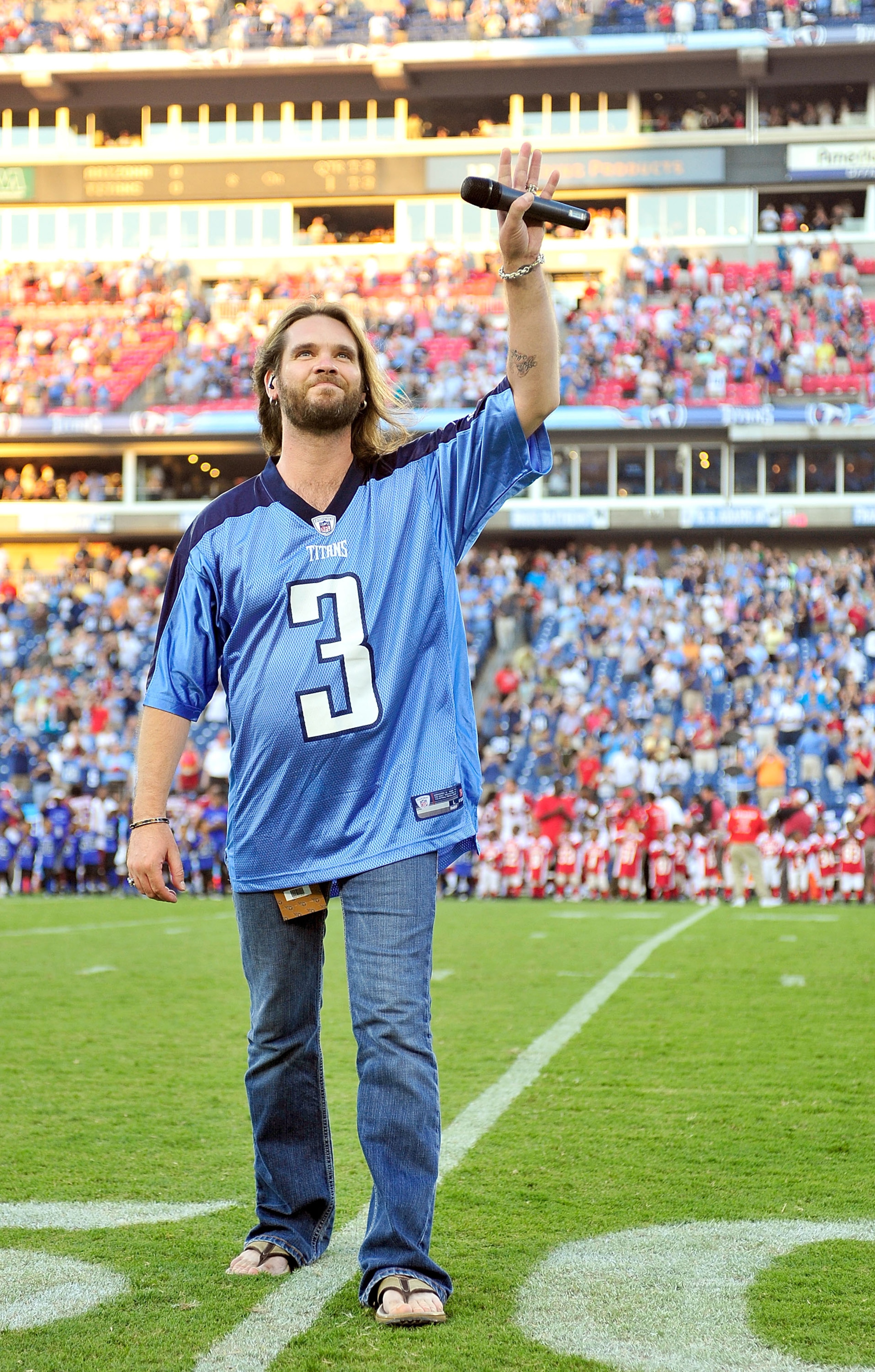 NASHVILLE, TN - AUGUST 23:  American Idol contestant Bo Bice performs the national anthem before a preseason game between the Arizona Cardinals and the Tennessee Titans at LP Field on August 23, 2010 in Nashville, Tennessee.  (Photo by Grant Halverson/Get