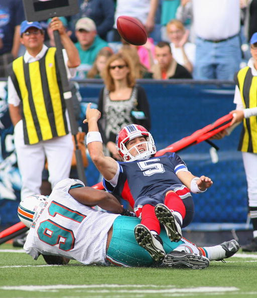 Miami Dolphins - Seau in his classic linebacker stance