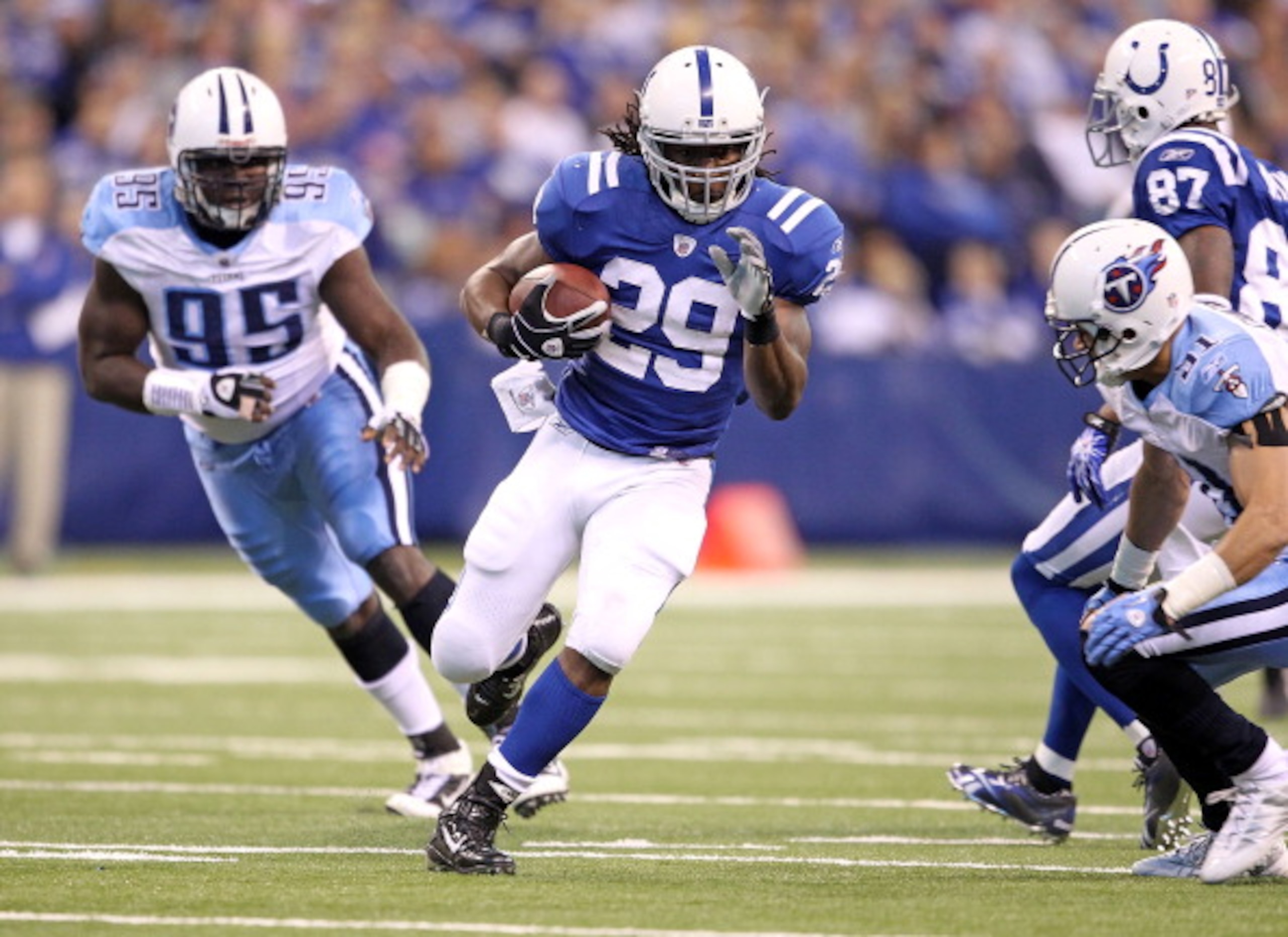 INDIANAPOLIS - JANUARY 02: Joseph Addai #29 of the Indianapolis Colts runs with the ball during NFL game against the Tennessee Titans at Lucas Oil Stadium on January 2, 2011 in Indianapolis, Indiana. (Photo by Andy Lyons/Getty Images) INDIANAPOLIS - JANUARY 02: Joseph Addai #29 of the Indianapolis Colts runs with the ball during NFL game against the Tennessee Titans at Lucas Oil Stadium on January 2, 2011 in Indianapolis, Indiana. (Photo by Andy Lyons/Getty Images)