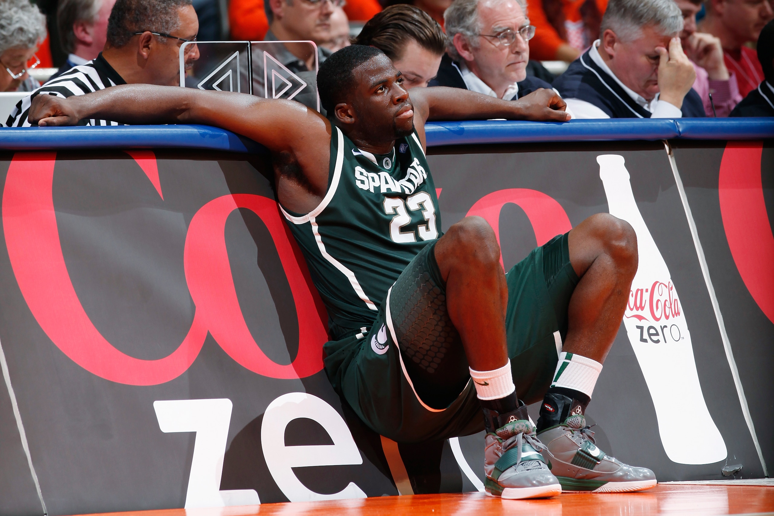 CHAMPAIGN, IL - JANUARY 18: Draymond Green #23 of the Michigan State Spartans looks on late in the game against the Illinois Fighting Illini at Assembly Hall on January 18, 2011 in Champaign, Illinois. Illinois defeated Michigan State 71-62. (Photo by Joe