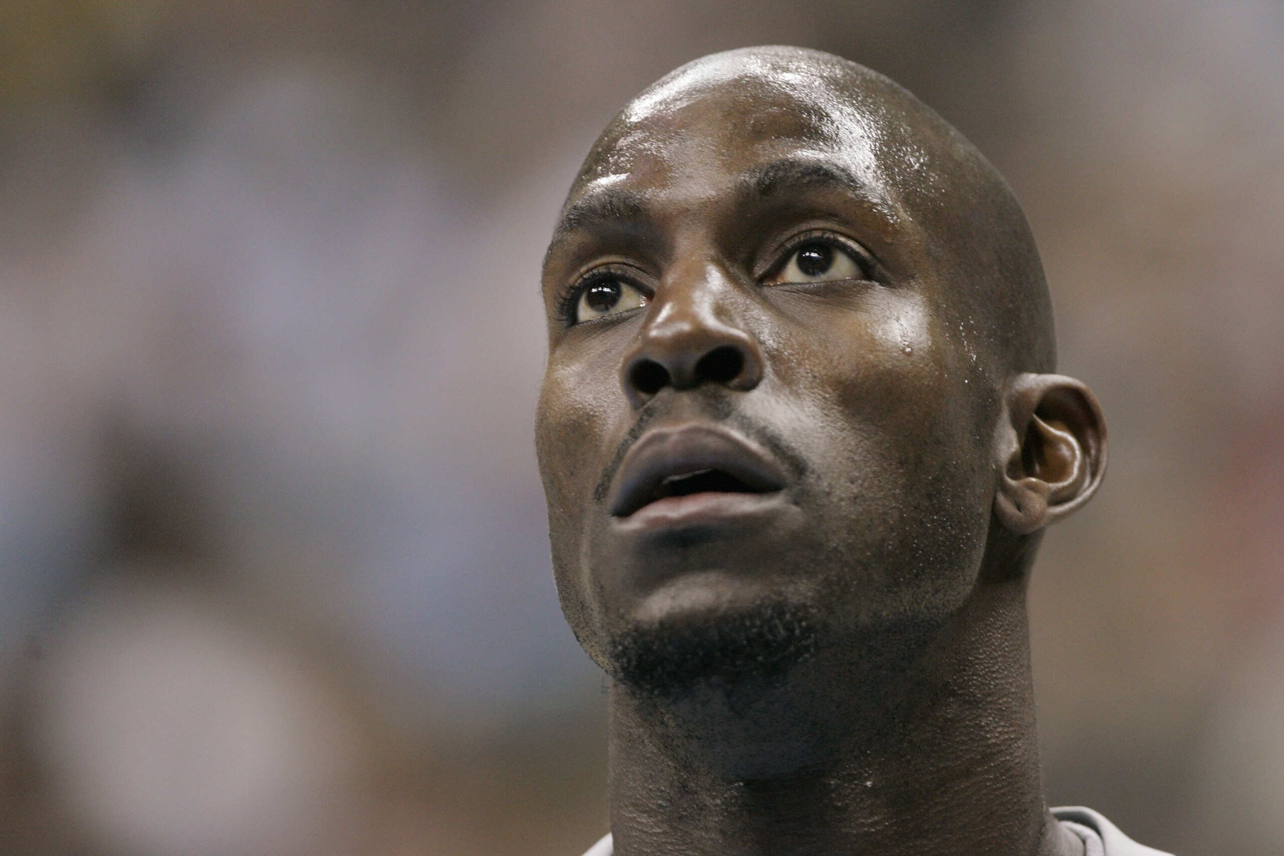 DENVER - NOVEMBER 4:  Kevin Garnett #21 of the Minnesota Timberwolves is seen during the game against the Denver Nuggets at the Pepsi Center on November 4, 2004 in Denver, Colorado.  The Nuggets won 94-92 in overtime.  NOTE TO USER: User expressly acknowl