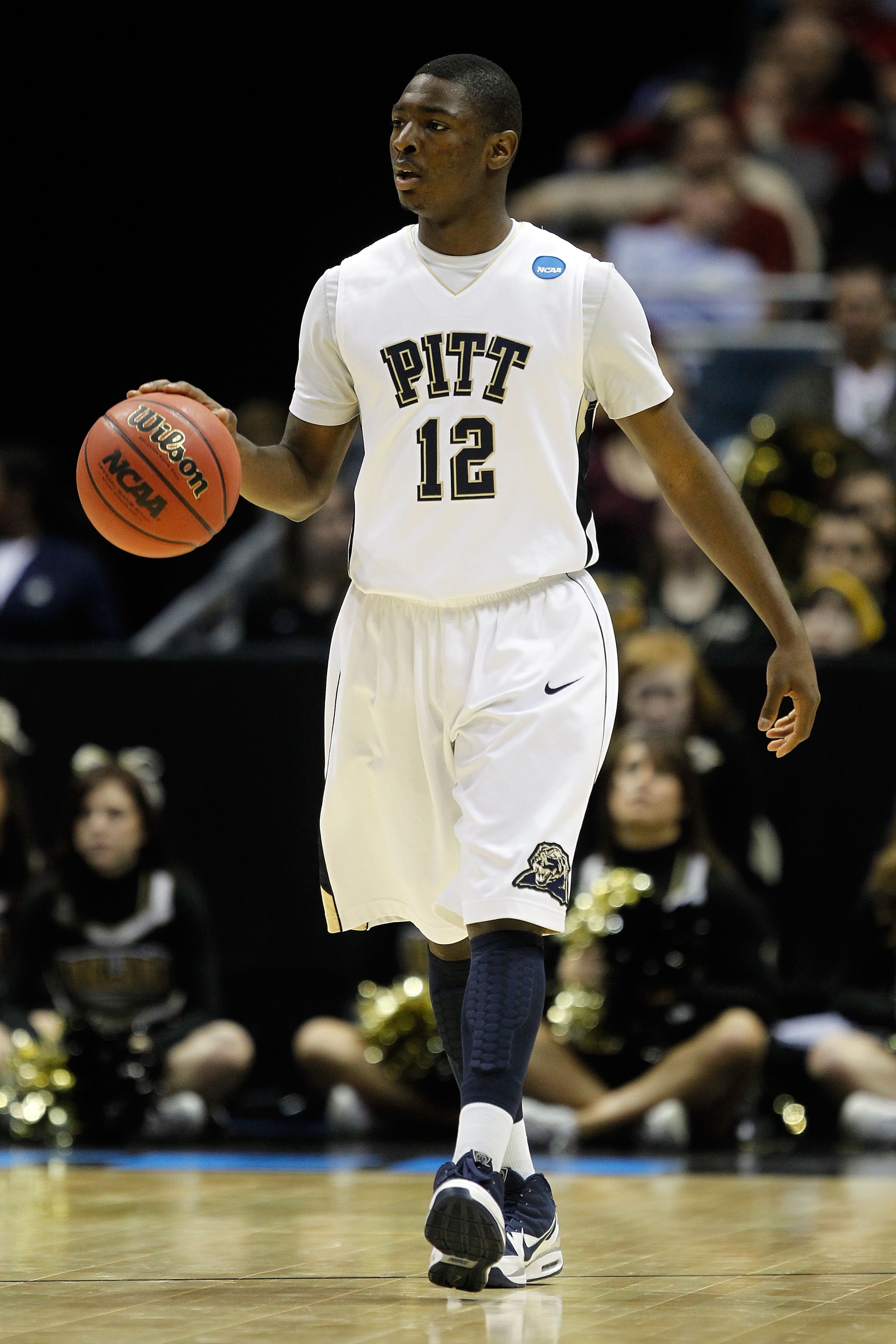 MILWAUKEE - MARCH 19: Ashton Gibbs #12 of the Pittsburgh Panthers moves the ball while taking on the Oakland Golden Grizzlies during the first round of the 2010 NCAA men's basketball tournament at the Bradley Center on March 19, 2010 in Milwaukee, Wiscon MILWAUKEE - MARCH 19: Ashton Gibbs #12 of the Pittsburgh Panthers moves the ball while taking on the Oakland Golden Grizzlies during the first round of the 2010 NCAA men's basketball tournament at the Bradley Center on March 19, 2010 in Milwaukee, Wiscon