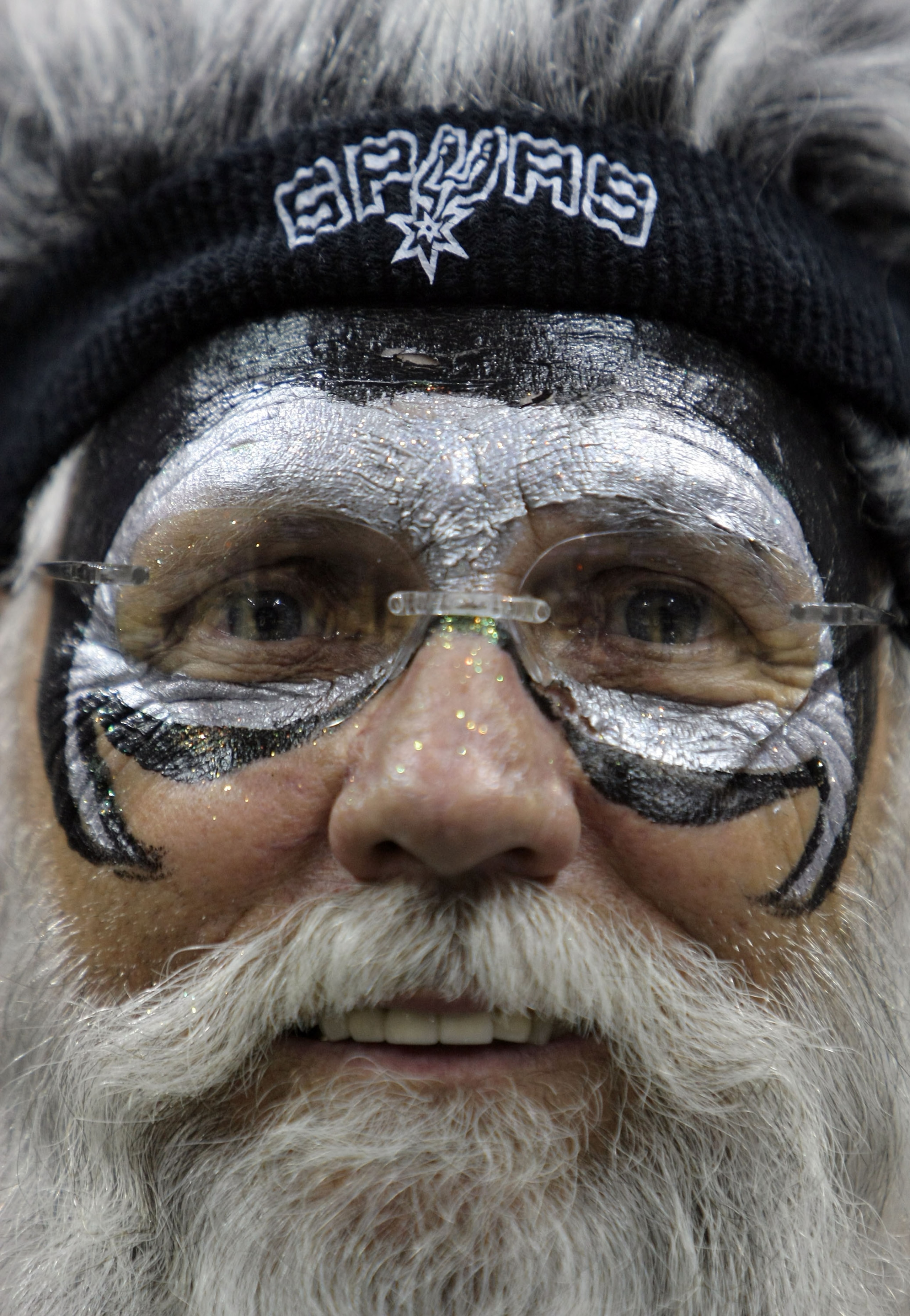SAN ANTONIO - APRIL 29:  Fan Wil Drash supports  the San Antonio Spurs against the Phoenix Suns in Game Five of the Western Conference Quarterfinals during the 2008 NBA Playoffs at the AT&T Center on April 29, 2008 in San Antonio, Texas.  NOTE TO USER: Us