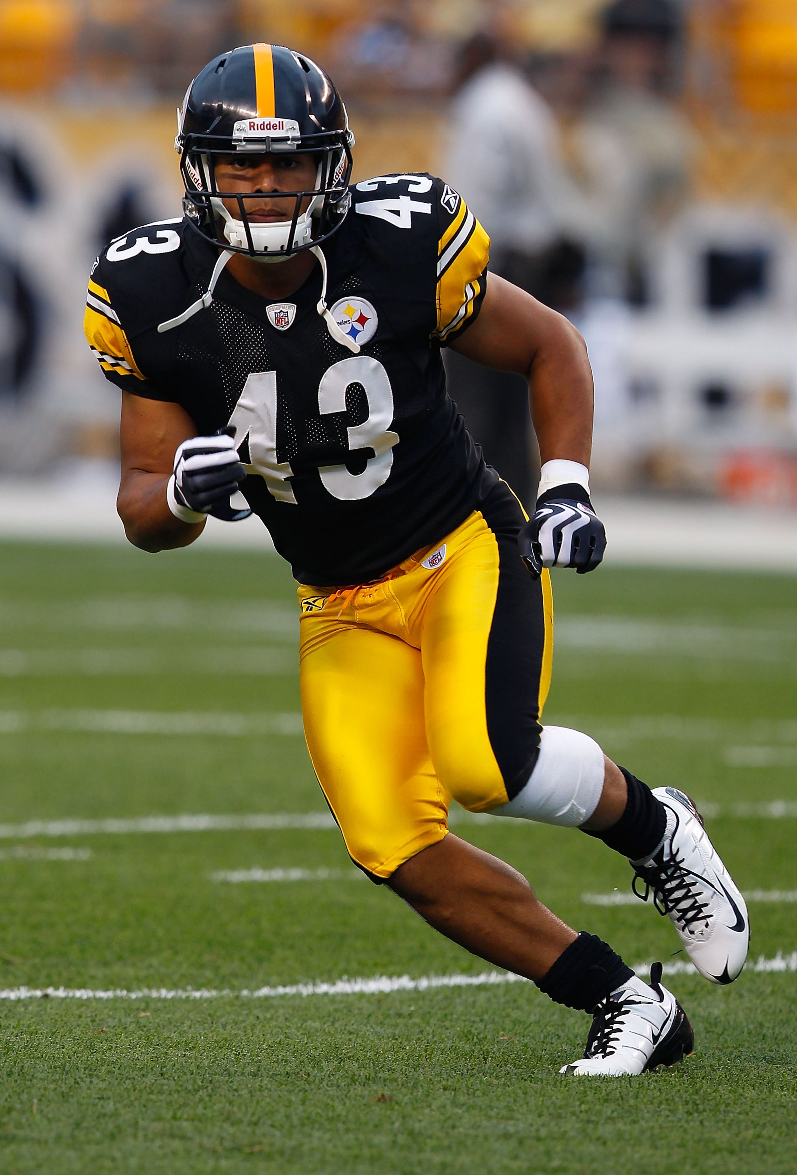 PITTSBURGH - AUGUST 14: Troy Polamalu #43 of the Pittsburgh Steelers warms up prior to the game against the Detroit Lions on August 14, 2010 at Heinz Field in Pittsburgh, Pennsylvania. Steelers won 23-7. (Photo by Jared Wickerham/Getty Images) PITTSBURGH - AUGUST 14: Troy Polamalu #43 of the Pittsburgh Steelers warms up prior to the game against the Detroit Lions on August 14, 2010 at Heinz Field in Pittsburgh, Pennsylvania. Steelers won 23-7. (Photo by Jared Wickerham/Getty Images)