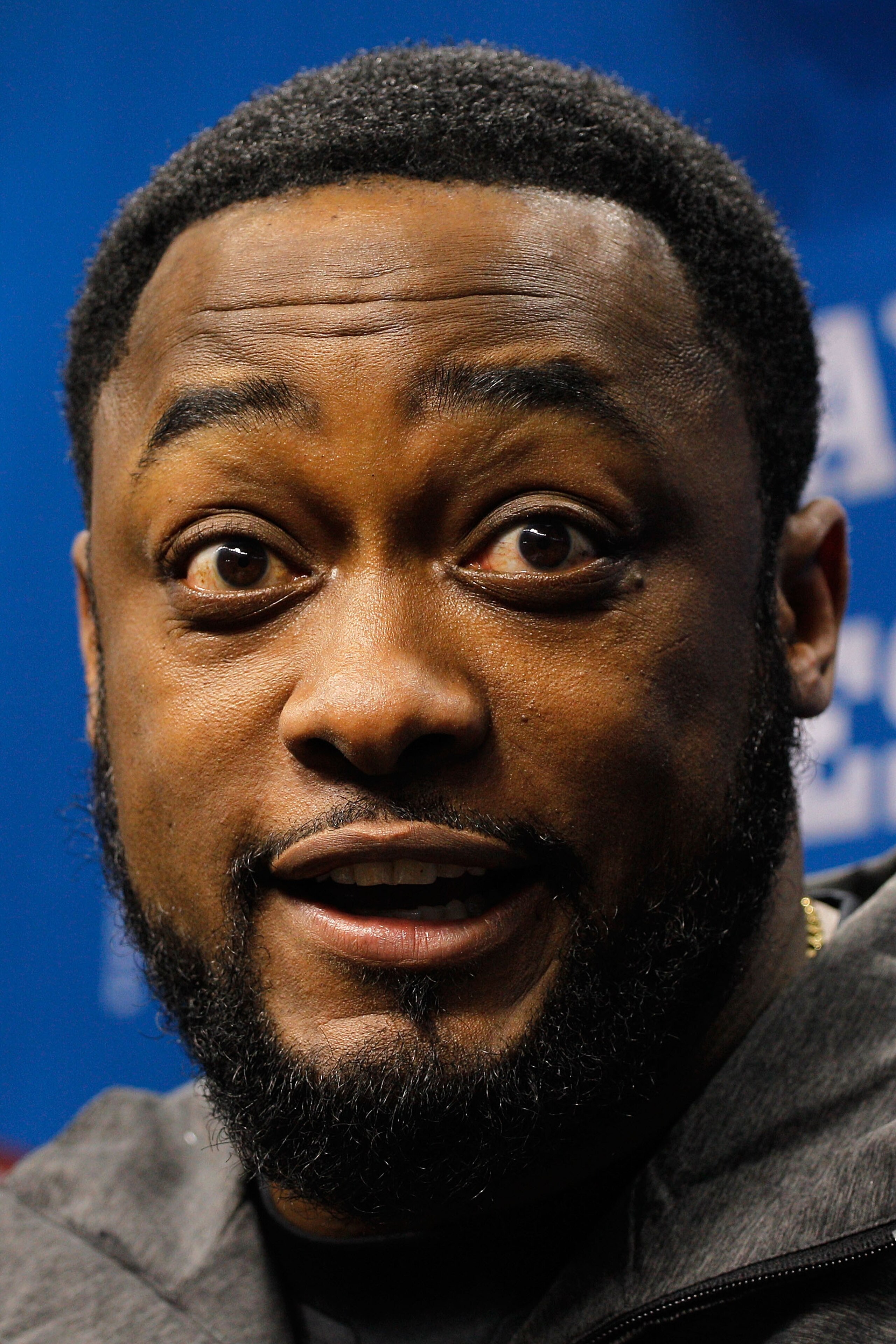 ARLINGTON, TX - FEBRUARY 01: Head coach Mike Tomlin of the Pittsburgh Steelers addresses the media during Super Bowl XLV Media Day ahead of Super Bowl XLV at Cowboys Stadium on February 1, 2011 in Arlington, Texas. The Pittsburgh Steelers will play the G ARLINGTON, TX - FEBRUARY 01: Head coach Mike Tomlin of the Pittsburgh Steelers addresses the media during Super Bowl XLV Media Day ahead of Super Bowl XLV at Cowboys Stadium on February 1, 2011 in Arlington, Texas. The Pittsburgh Steelers will play the G