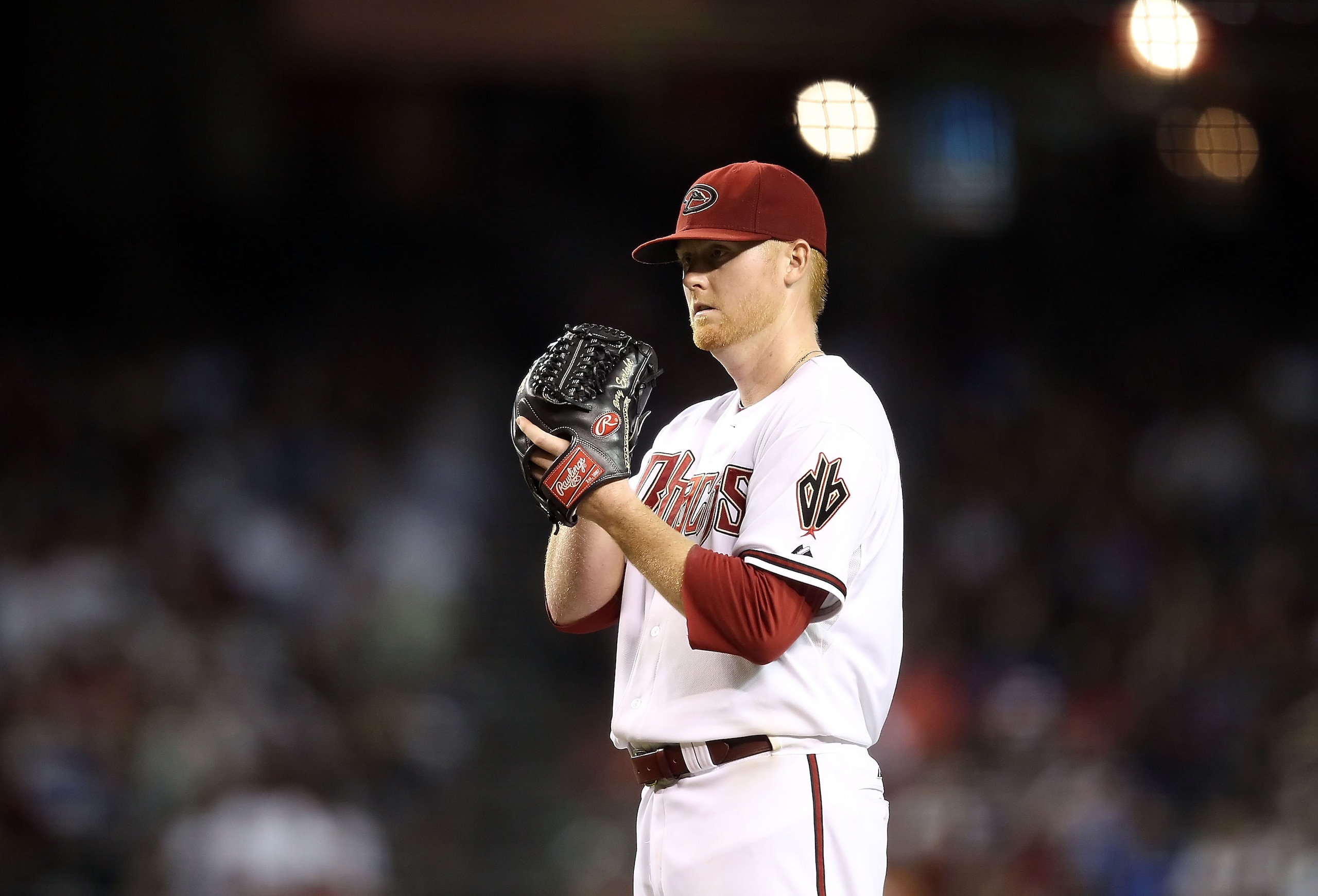 PHOENIX - SEPTEMBER 24:  Starting pitcher Barry Enright #54 of the Arizona Diamondbacks pitches against the Los Angeles Dodgers during the Major League Baseball game at Chase Field on September 24, 2010 in Phoenix, Arizona.  (Photo by Christian Petersen/G