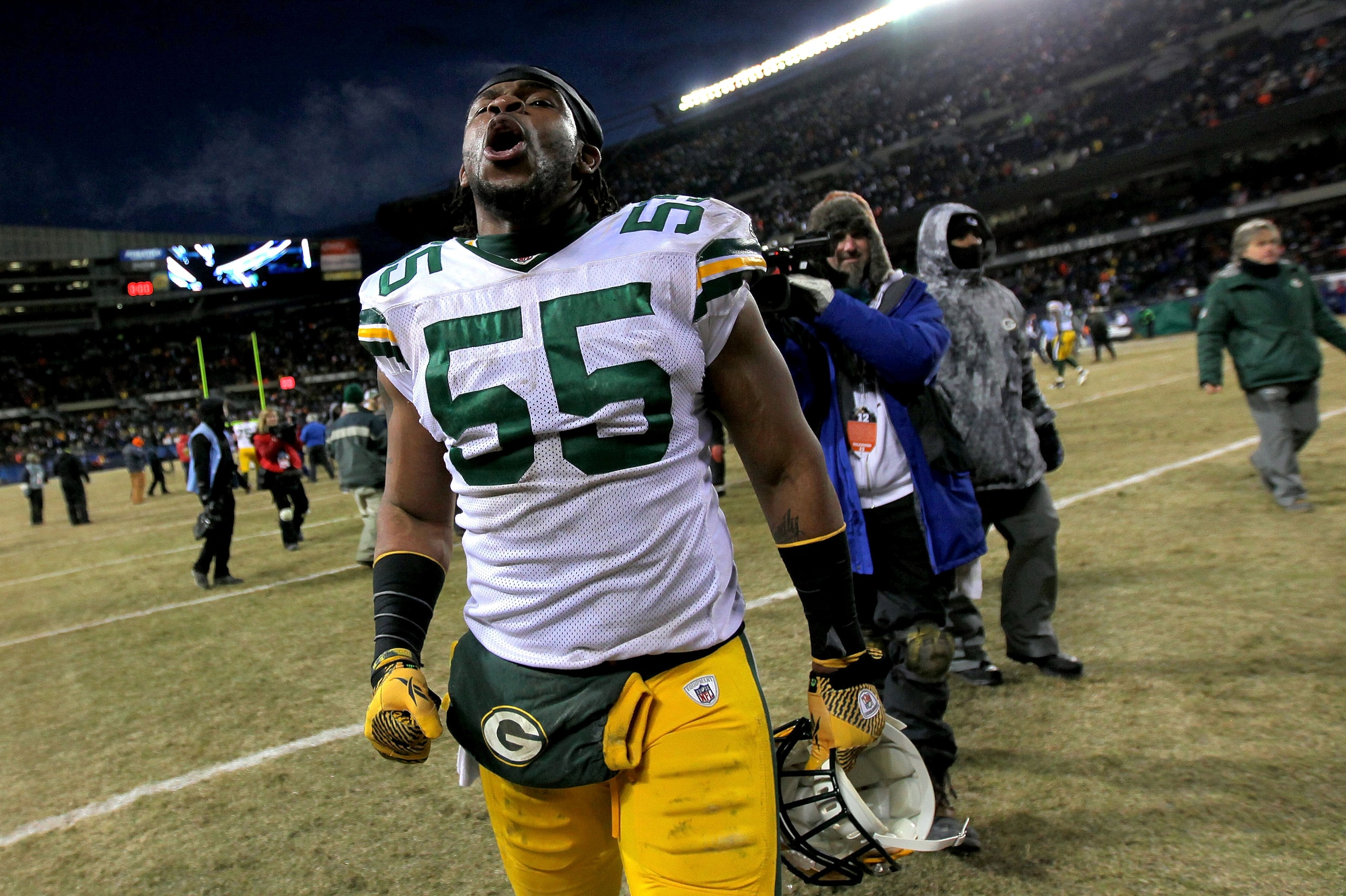 CHICAGO, IL - JANUARY 23:  Desmond Bishop #55 of the Green Bay Packers reacts after the Packers 21-14 victory against the Chicago Bears in the NFC Championship Game at Soldier Field on January 23, 2011 in Chicago, Illinois.  (Photo by Doug Pensinger/Getty
