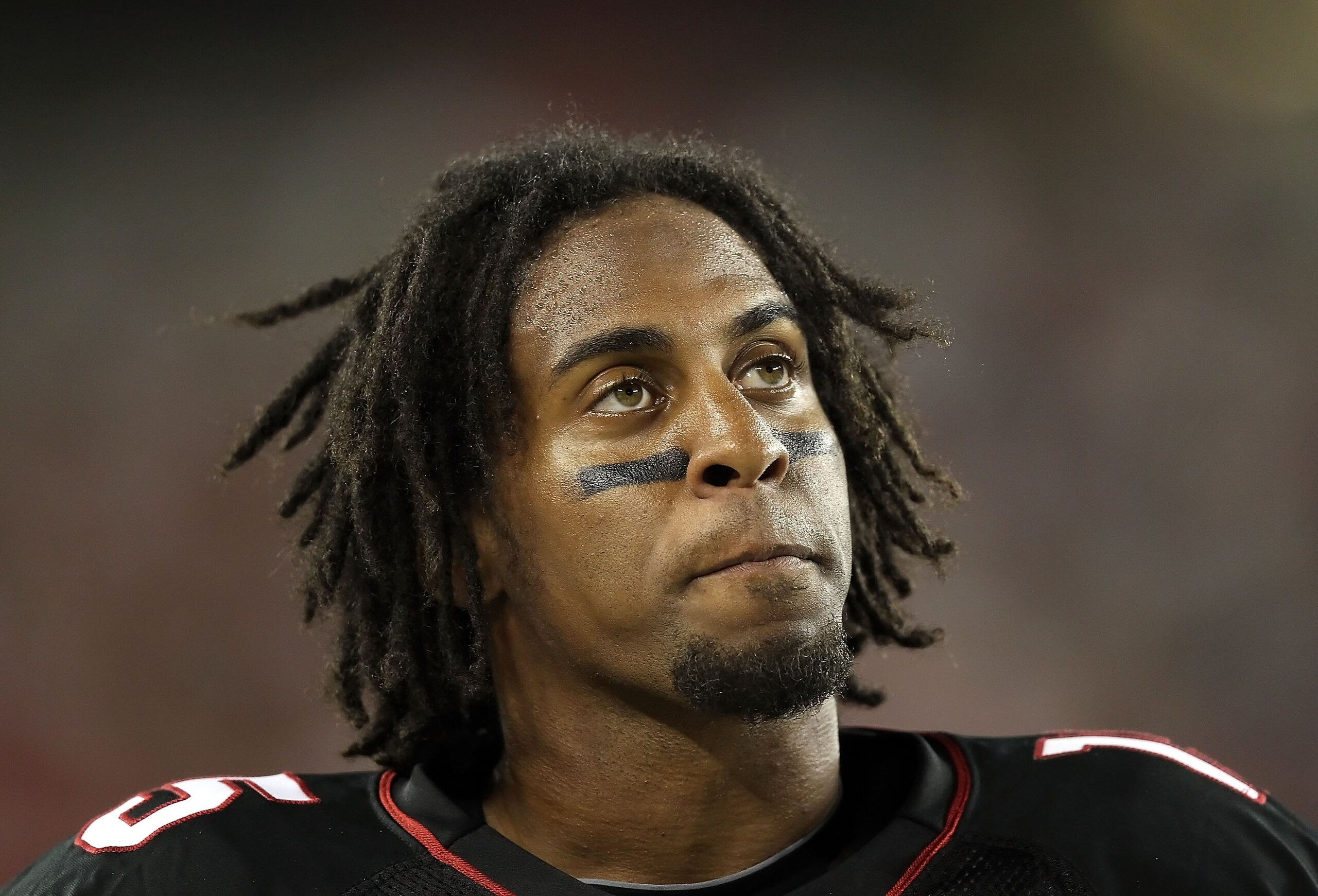 GLENDALE, AZ - SEPTEMBER 02:   Wide receiver Steve Breaston #15  of the Arizona Cardinals stands on the sidelines during the preseason NFL game against the Washington Redskins at the University of Phoenix Stadium on September 2, 2010 in Glendale, Arizona.