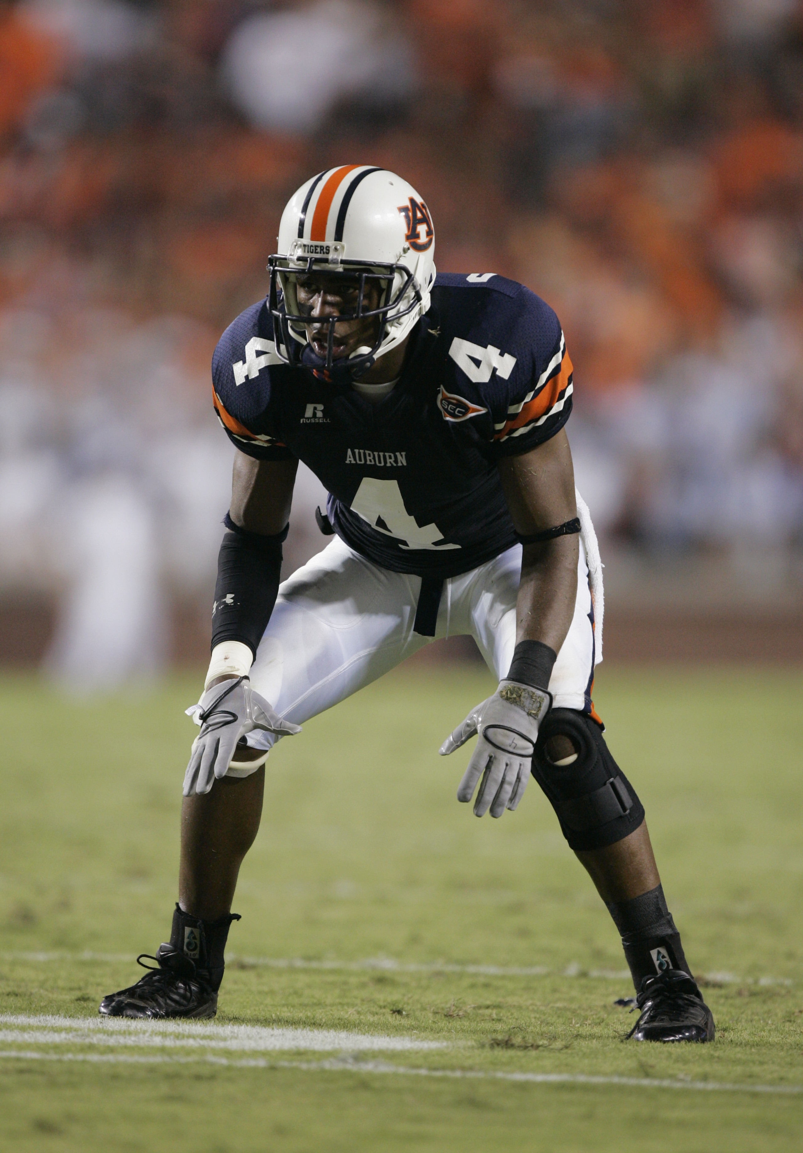AUBURN, AL - SEPTEMBER 3: Defensive back David Irons #4 of the Auburn Tigers gets set at the line of scrimmage against the Georgia Tech Yellow Jackets during the game on September 3, 2005 at Jordan-Hare Stadium in Auburn, Alabama. Georgia Tech won 23-14 AUBURN, AL - SEPTEMBER 3: Defensive back David Irons #4 of the Auburn Tigers gets set at the line of scrimmage against the Georgia Tech Yellow Jackets during the game on September 3, 2005 at Jordan-Hare Stadium in Auburn, Alabama. Georgia Tech won 23-14