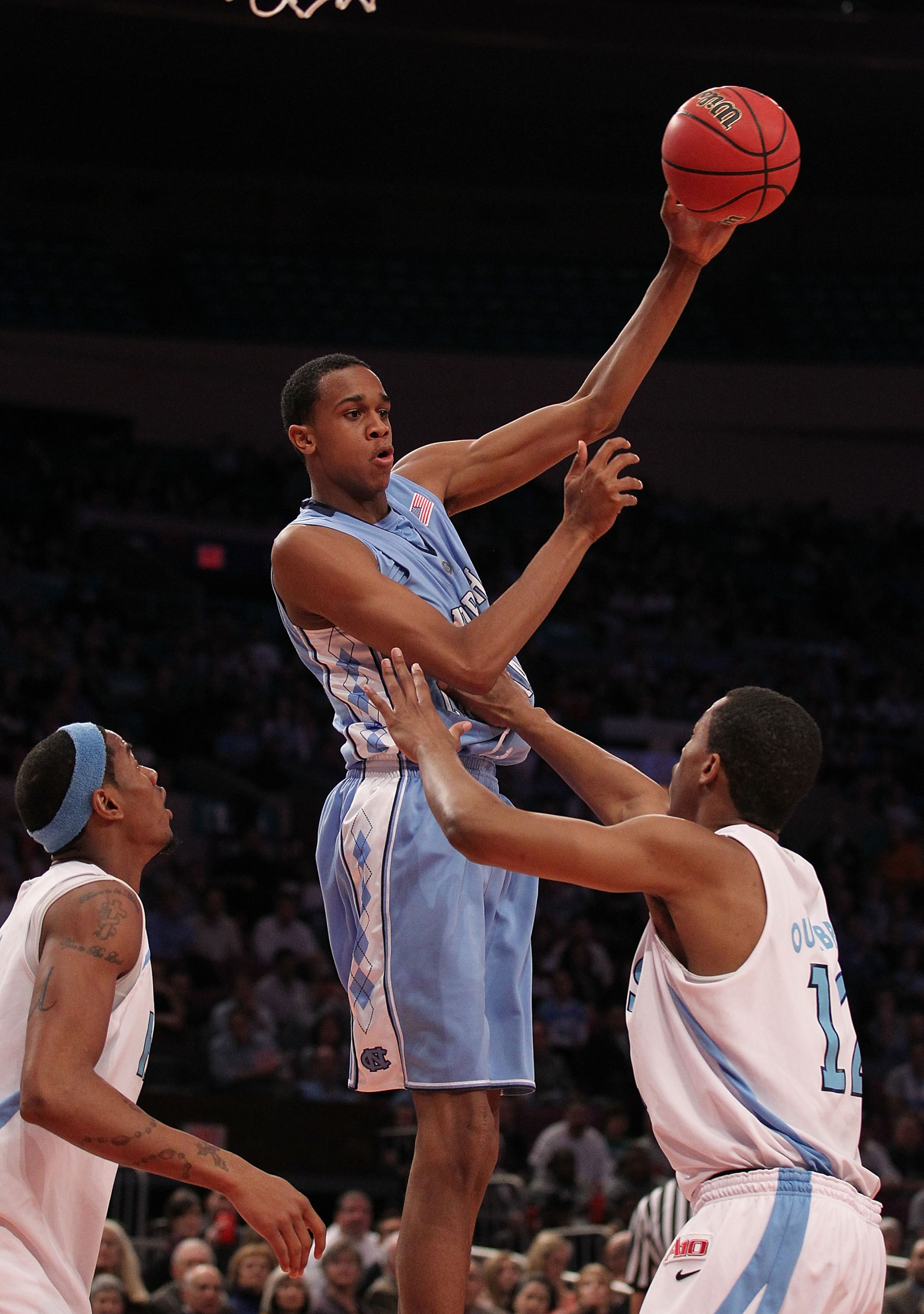 NEW YORK - MARCH 30:  John Henson #31 of the North Carolina Tar Heels passes the ball against Rhode Island Rams at Madison Square Garden on March 30, 2010 in New York, New York.  (Photo by Nick Laham/Getty Images)