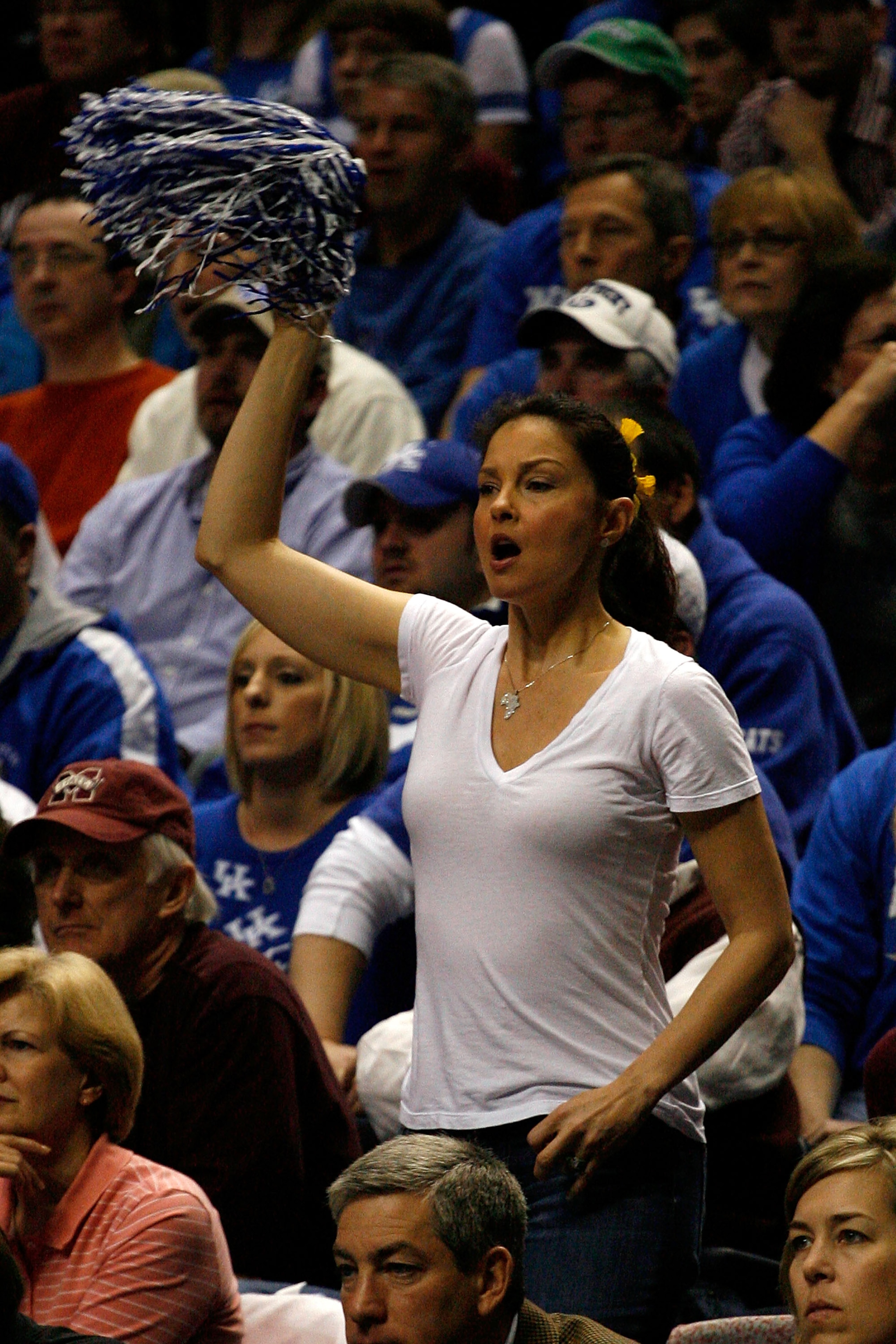 NASHVILLE, TN - MARCH 14:  Actress Ashley Judd cheers for the Kentucky Wildcats against the Mississippi State Bulldogs during the final of the SEC Men's Basketball Tournament at the Bridgestone Arena on March 14, 2010 in Nashville, Tennessee.  (Photo by C