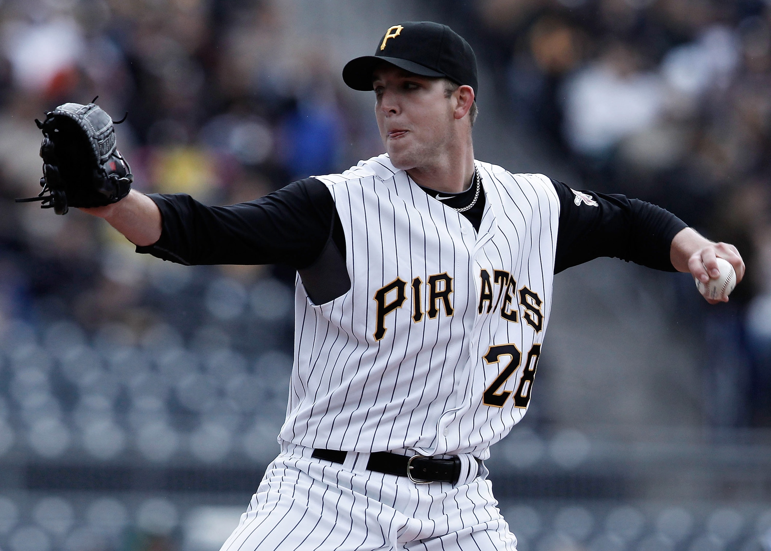 PITTSBURGH - APRIL 18:  Paul Maholm #28 of the Pittsburgh Pirates pitches against the Cincinnati Reds during the game on April 18, 2010 at PNC Park in Pittsburgh, Pennsylvania.  (Photo by Jared Wickerham/Getty Images)