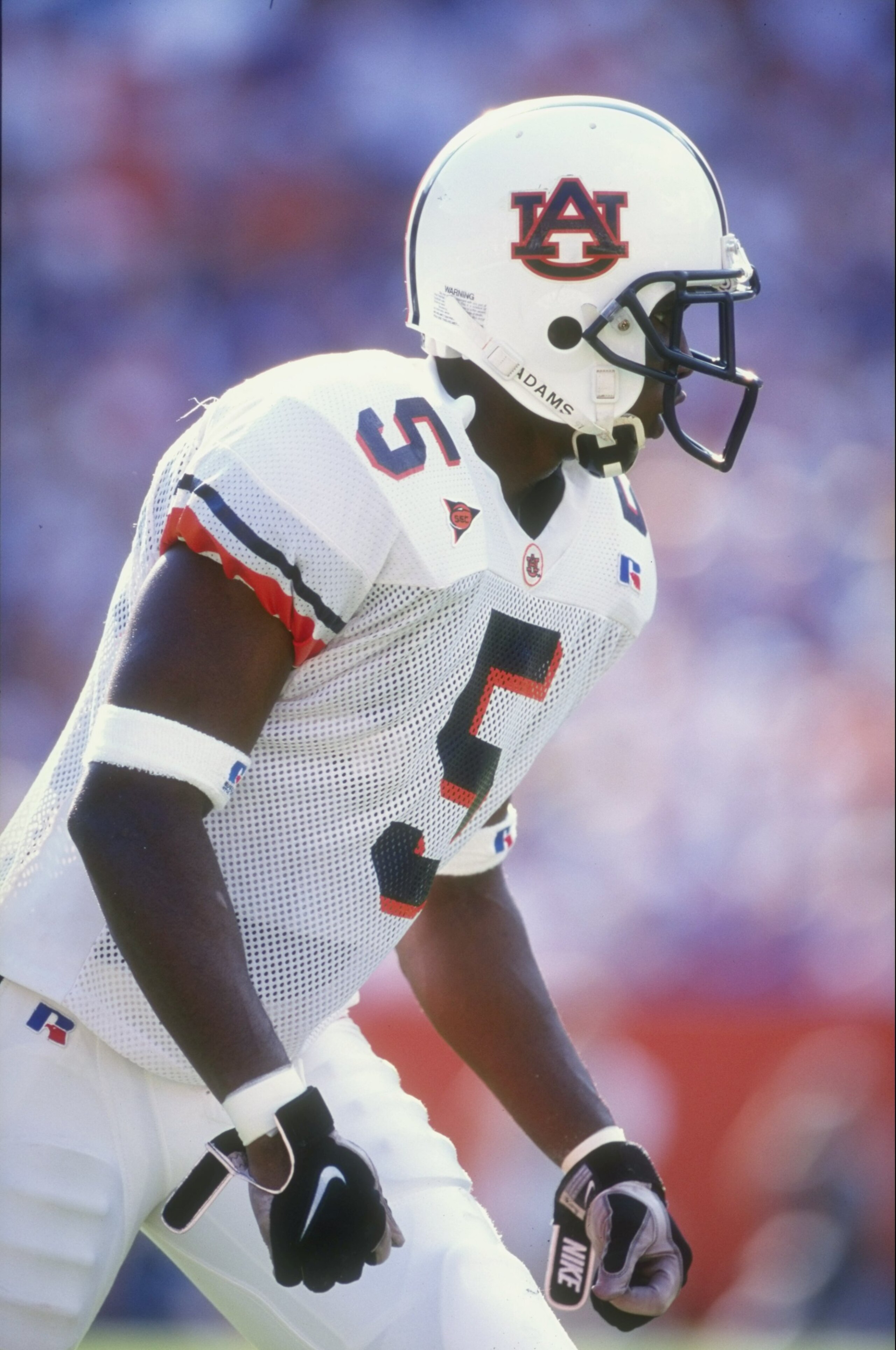 17 Oct 1998: Wide receiver Karsten Bailey #5 of the Auburn Tigers in action during the game against the Florida Gators at Florida Field in Gainesville, Florida. The Gators defeated the Tigers 24-3. Mandatory Credit: Andy Lyons /Allsport 17 Oct 1998: Wide receiver Karsten Bailey #5 of the Auburn Tigers in action during the game against the Florida Gators at Florida Field in Gainesville, Florida. The Gators defeated the Tigers 24-3. Mandatory Credit: Andy Lyons /Allsport